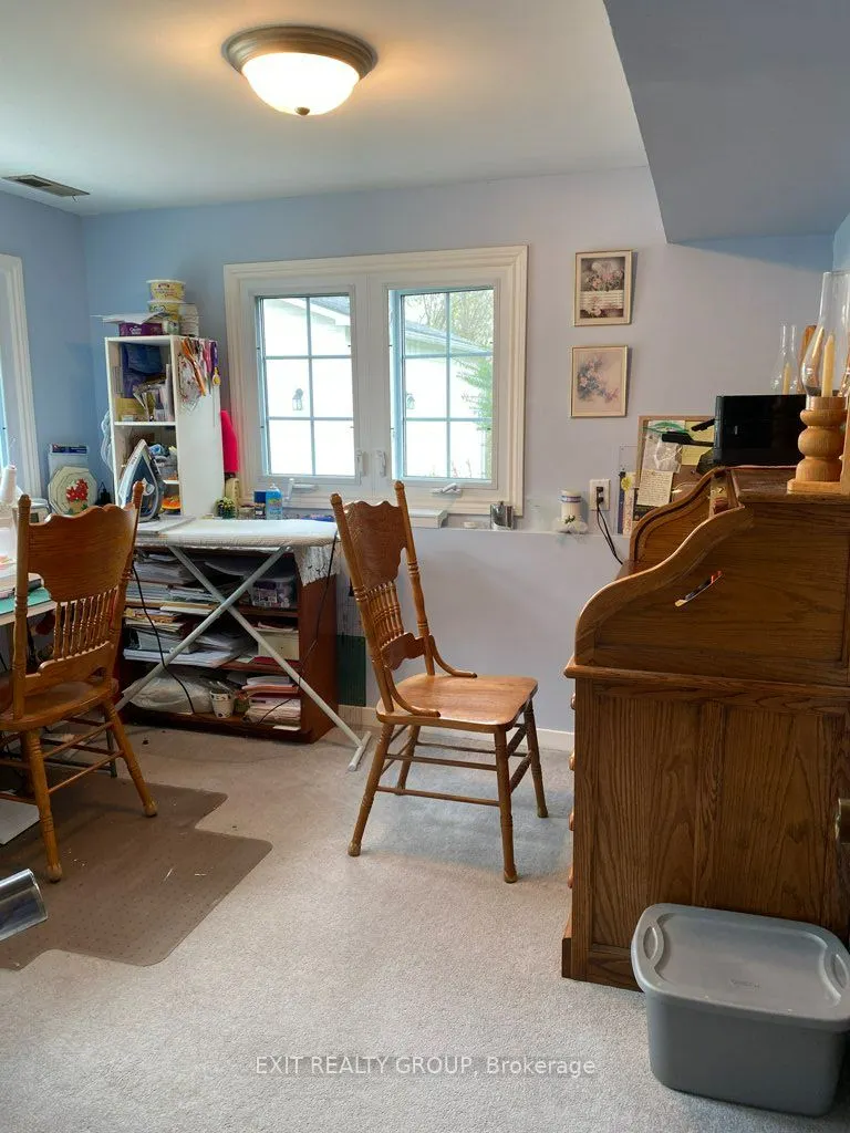 87 Bernard Long Road
