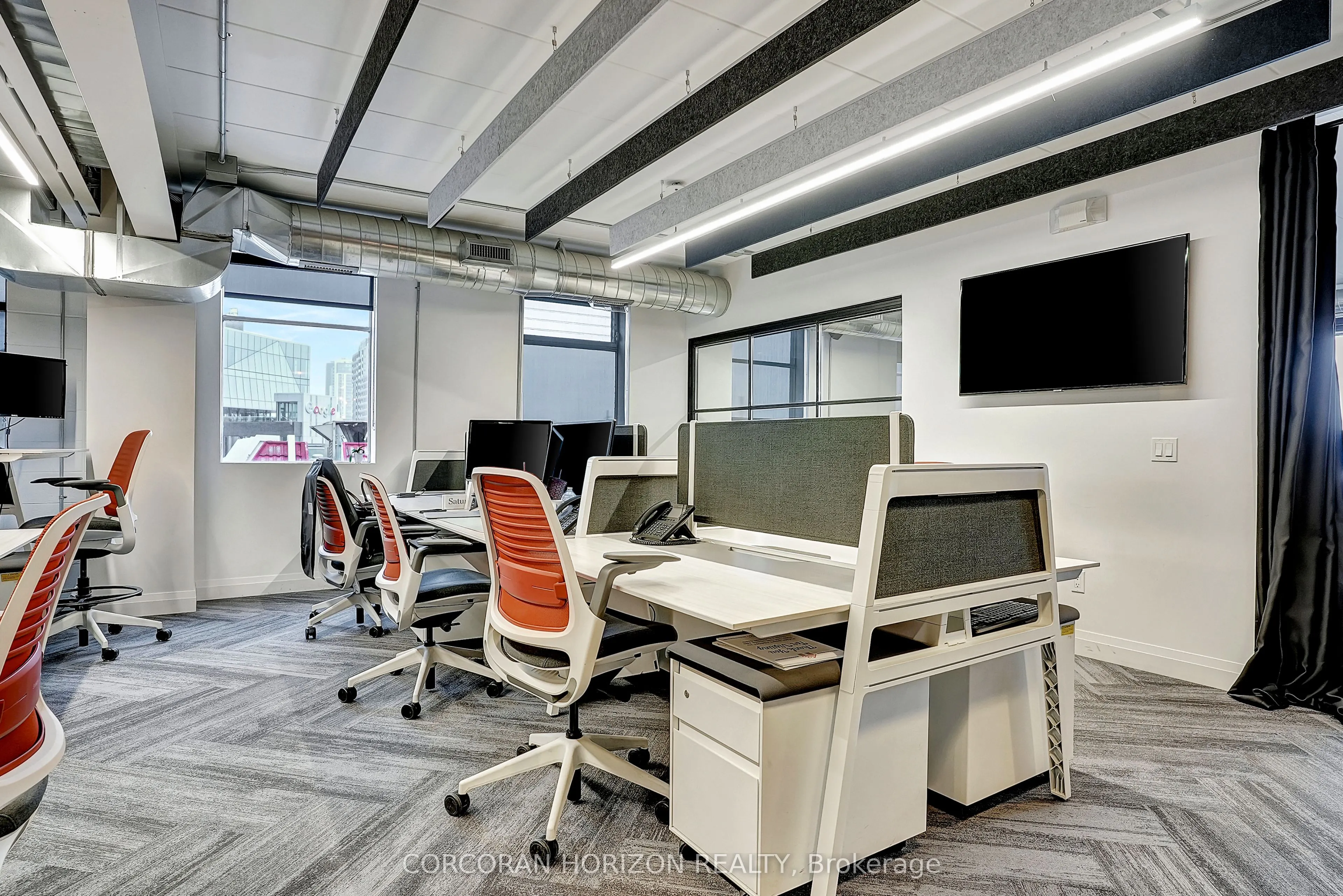 618 King Street W