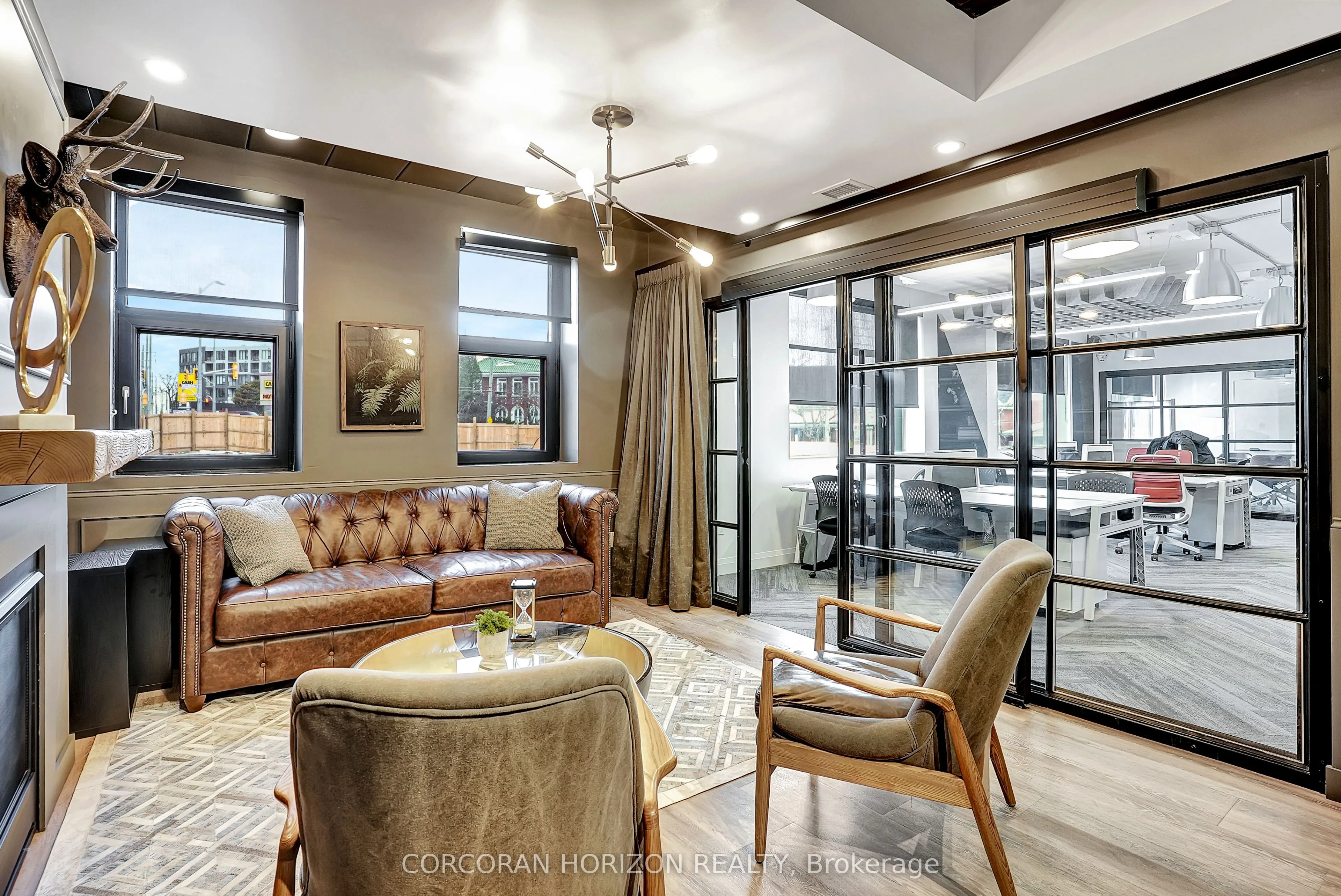 618 King Street W