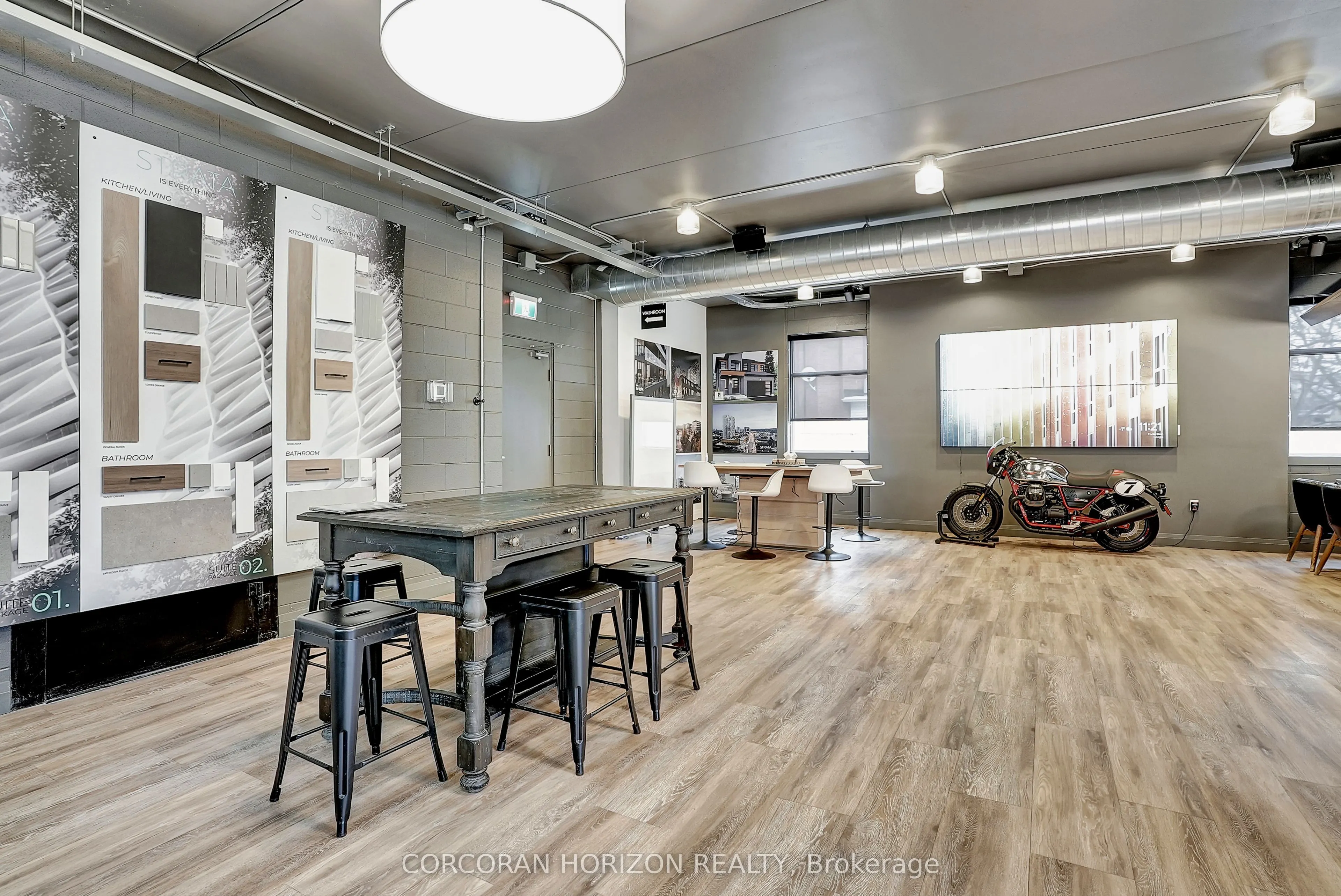 618 King Street W