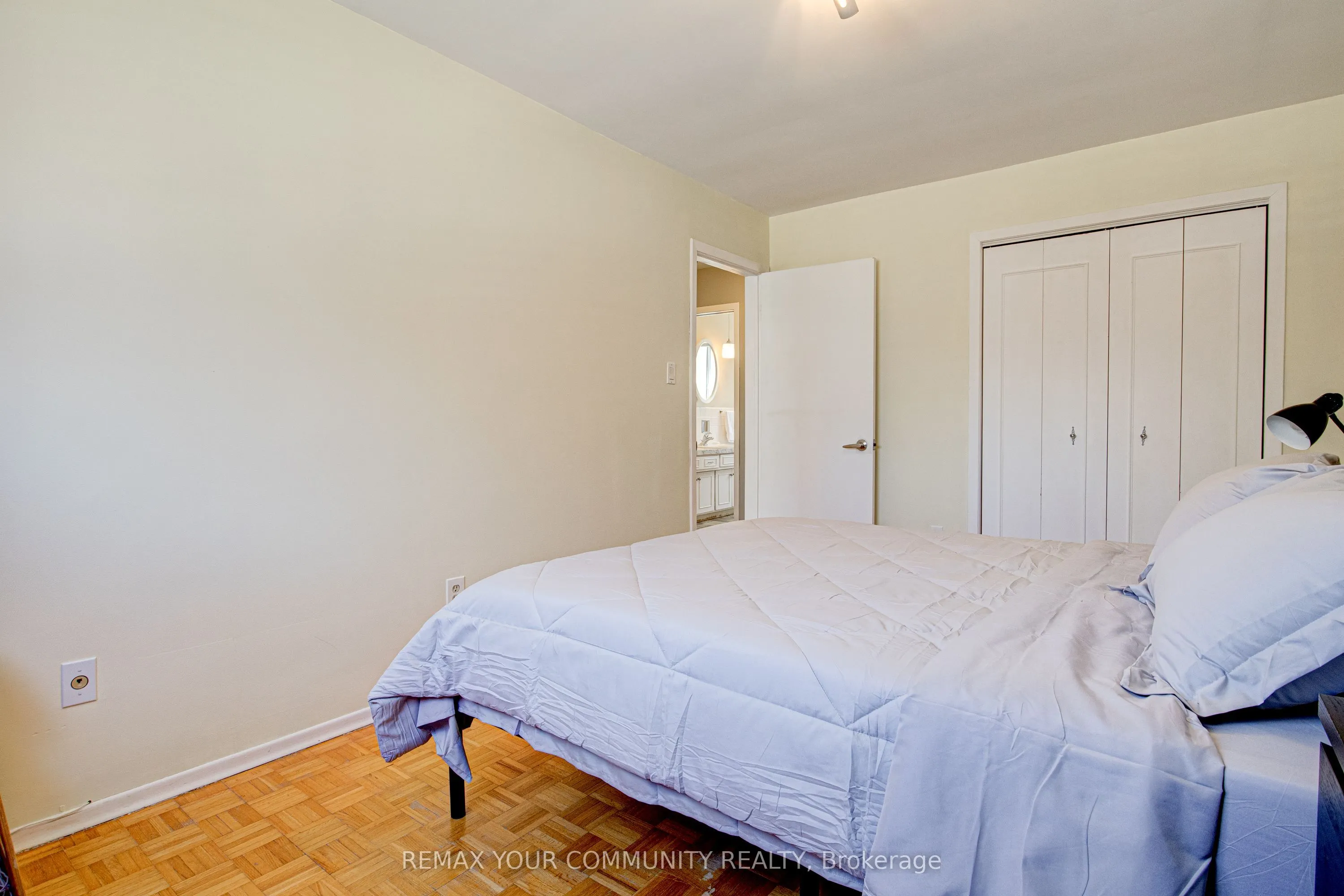557 Glen Manor Boulevard