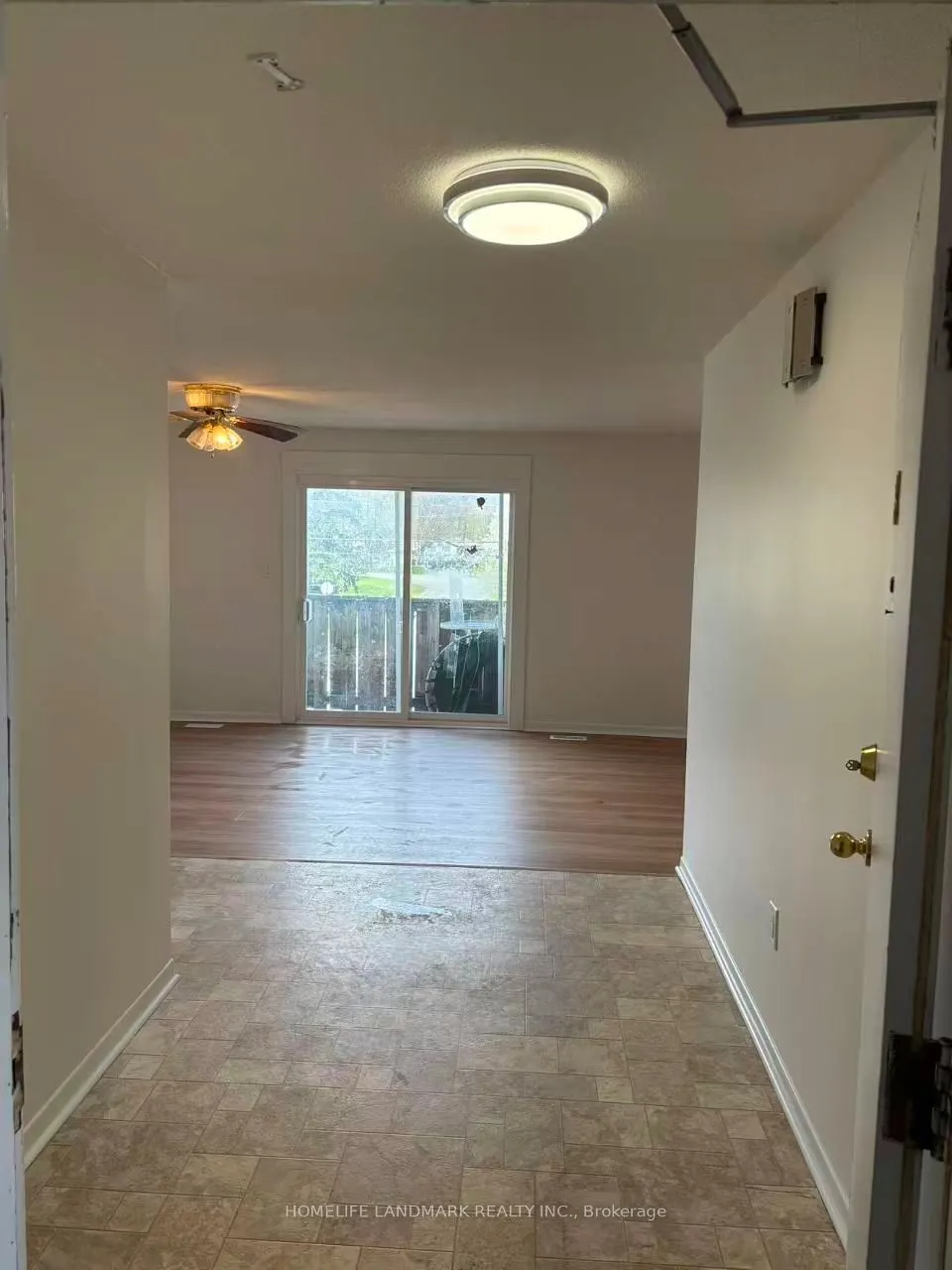 183 main Street E