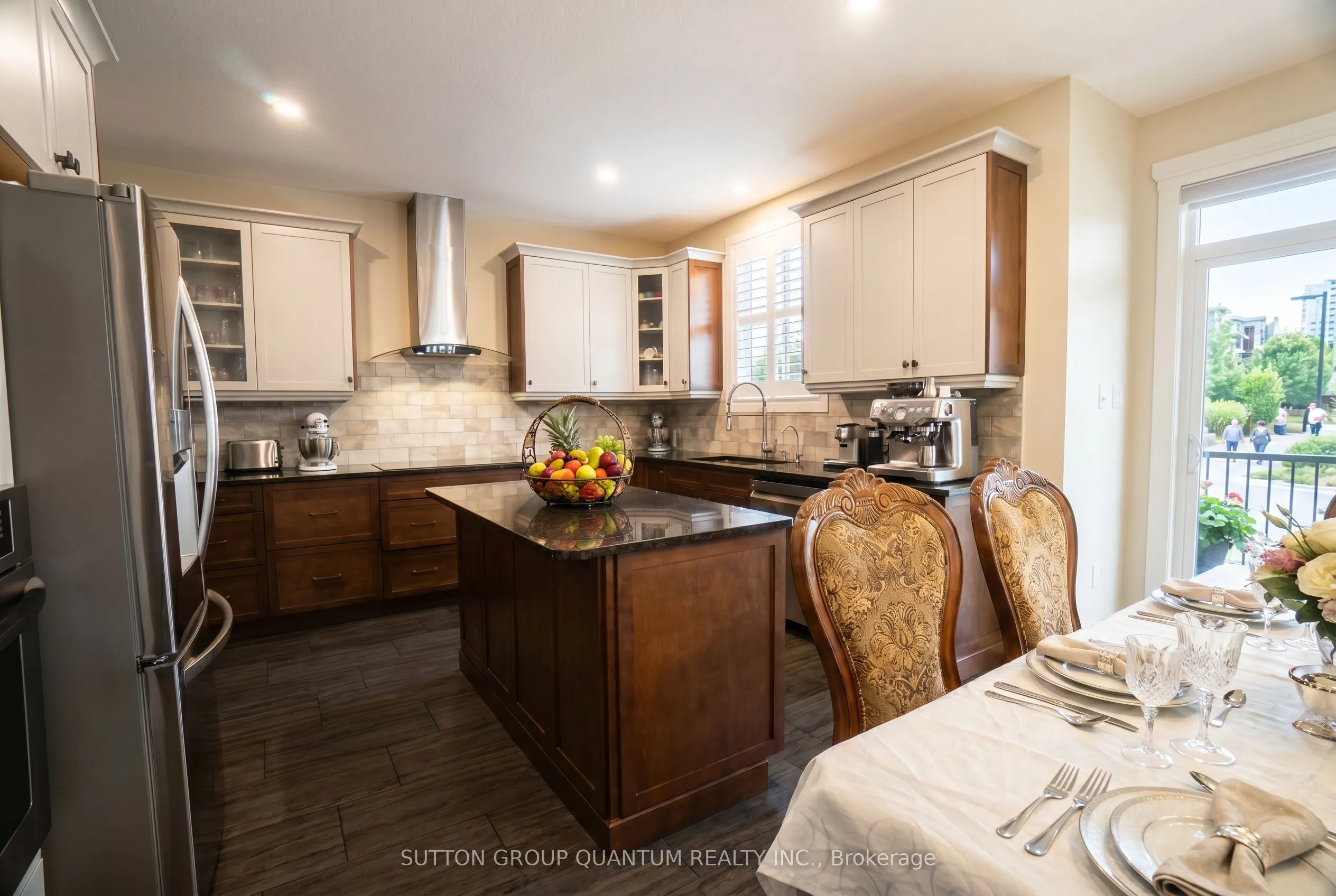 104 Thames Springs Crescent