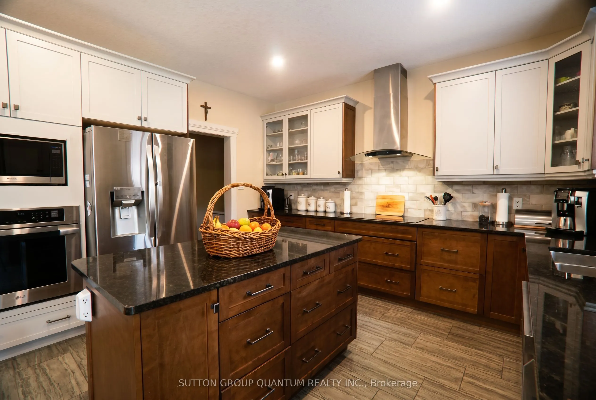 104 Thames Springs Crescent