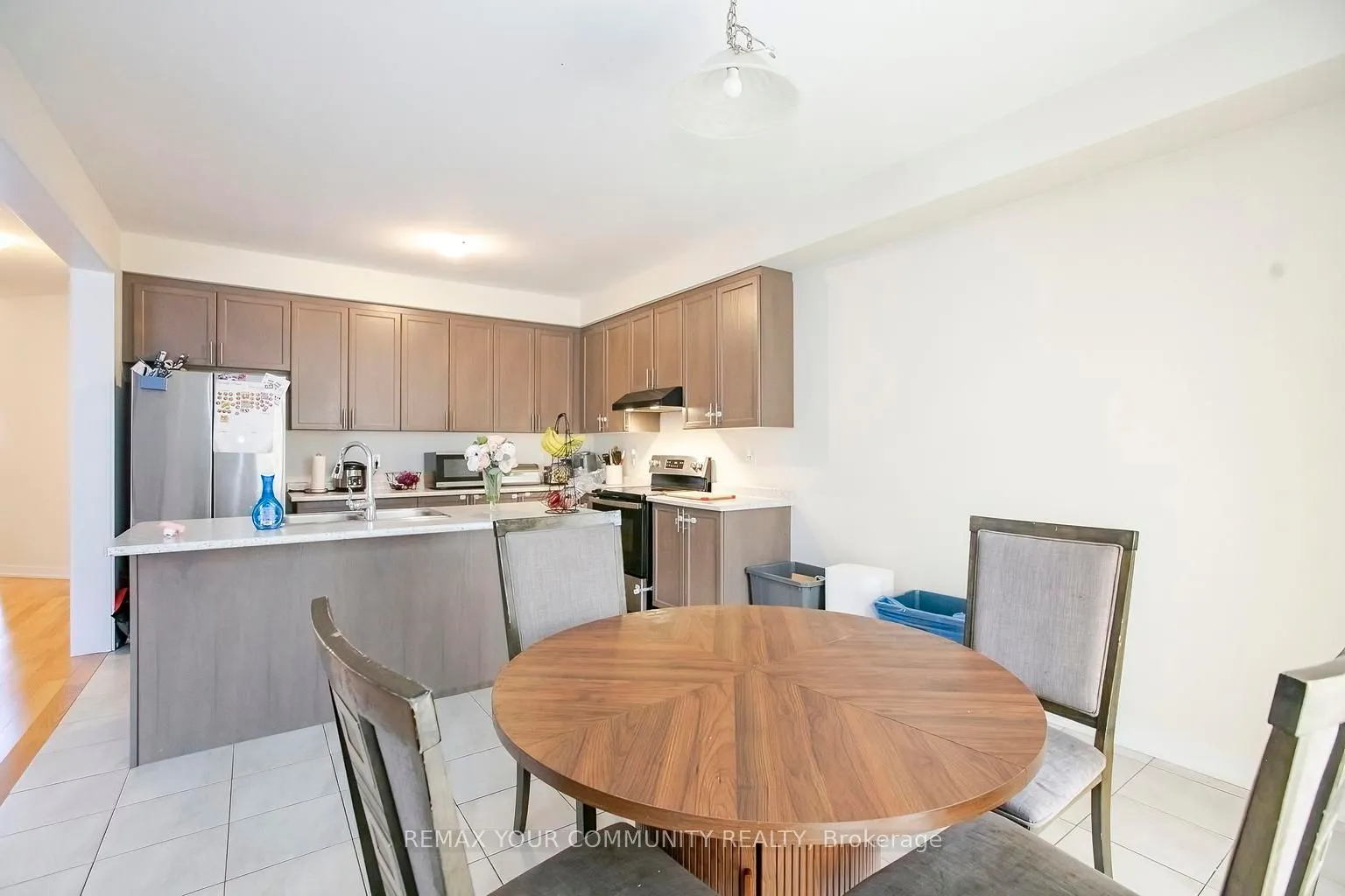 106 Higgins Avenue