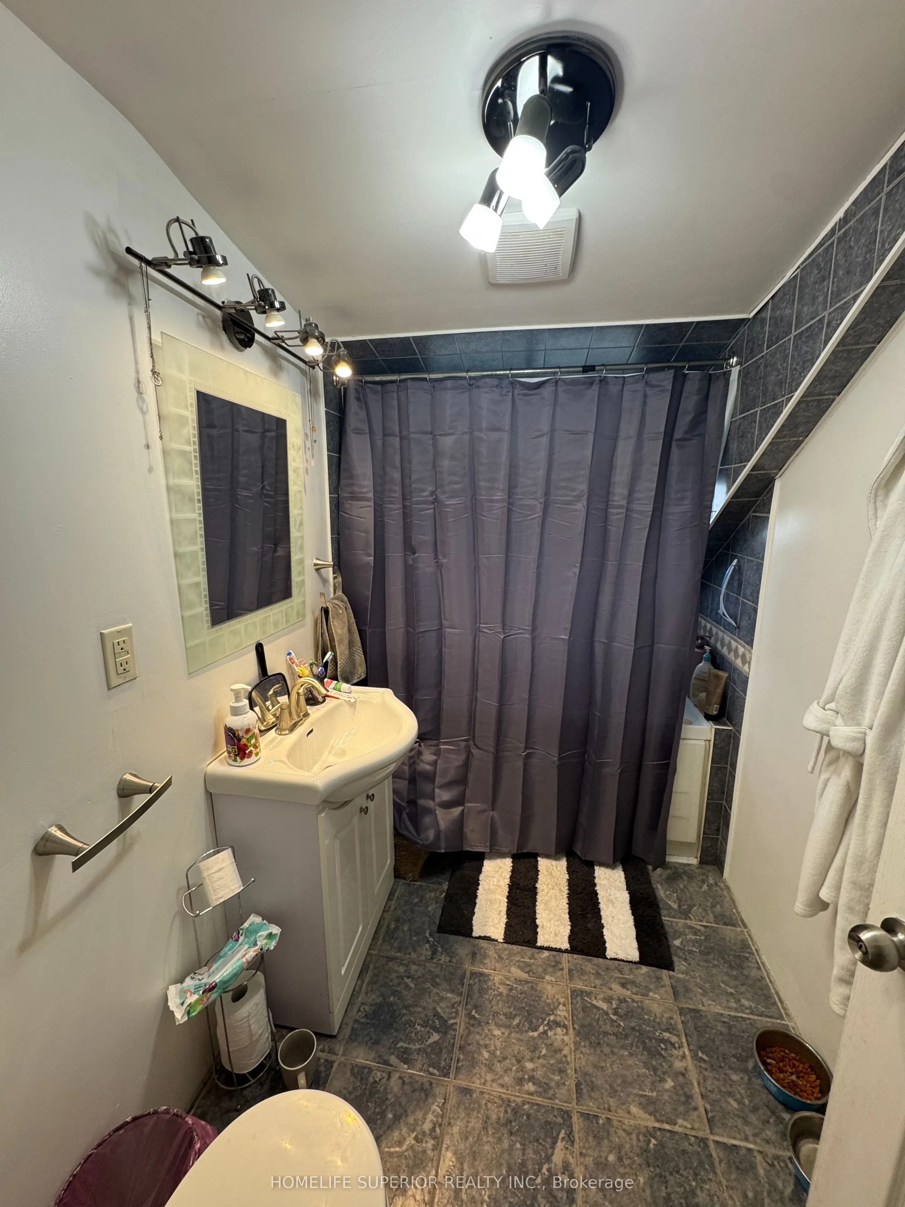 1029 St. Marks Road