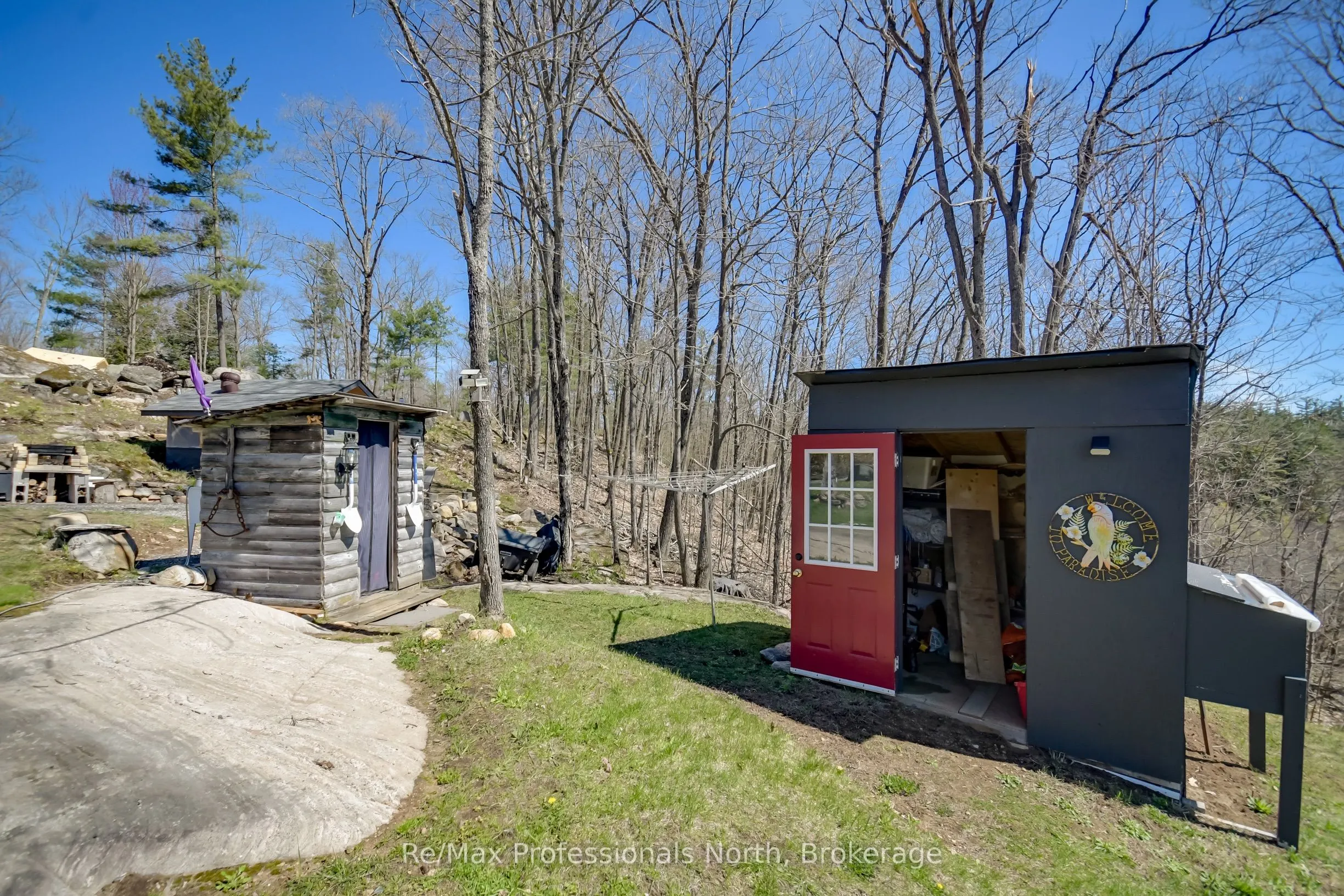 1017 BARLOCHAN Road