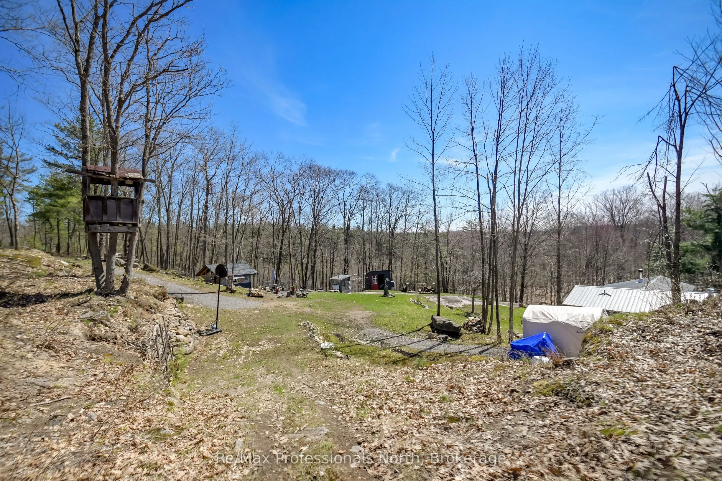 1017 BARLOCHAN Road