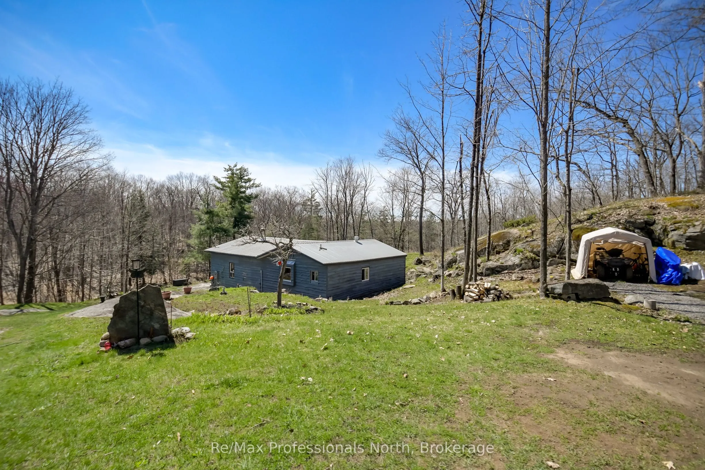 1017 BARLOCHAN Road