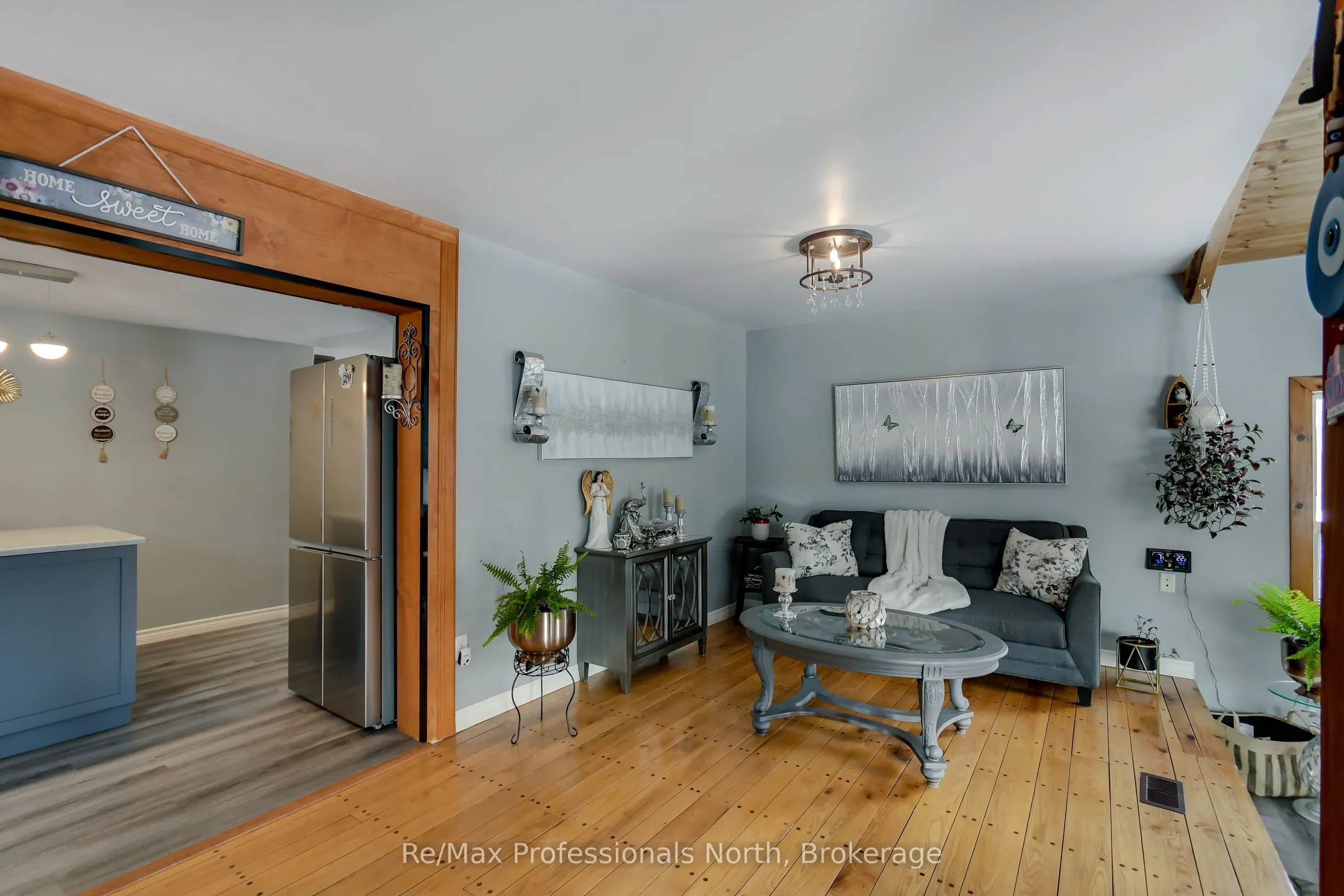 1017 BARLOCHAN Road