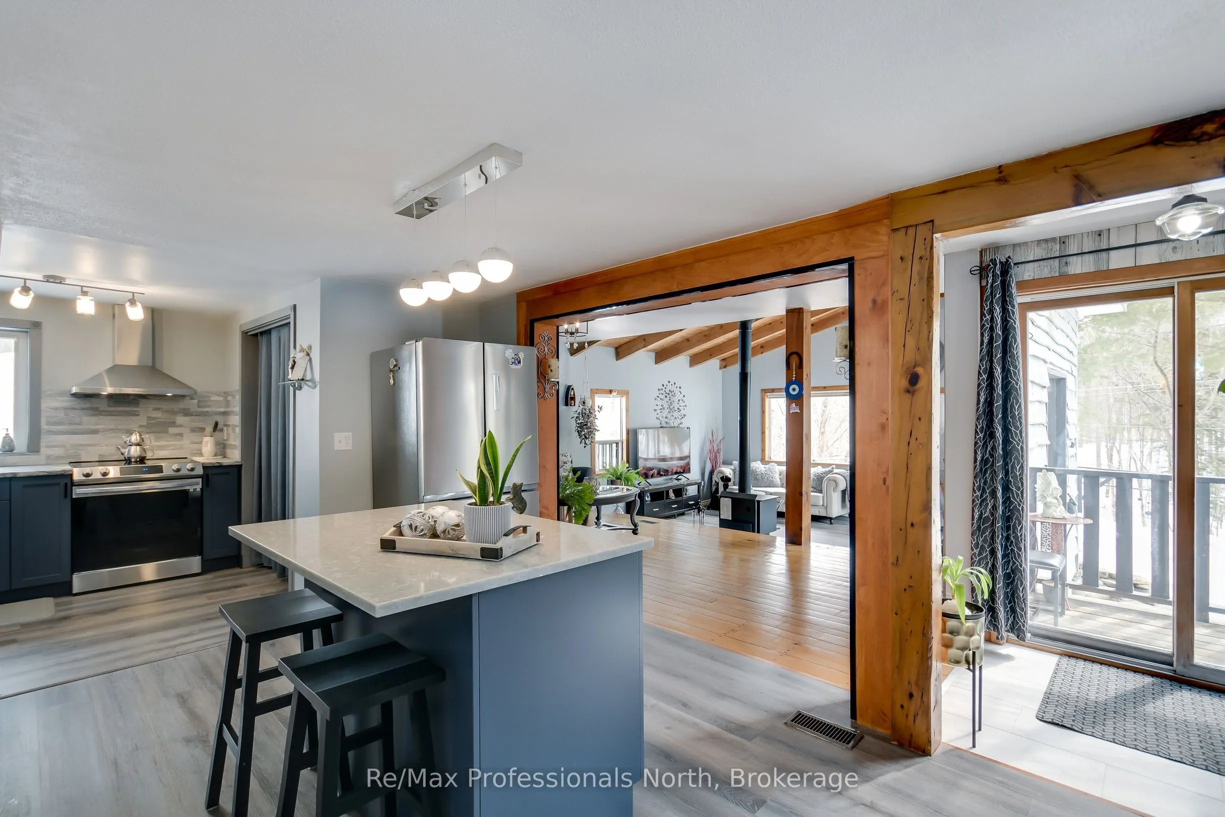 1017 BARLOCHAN Road