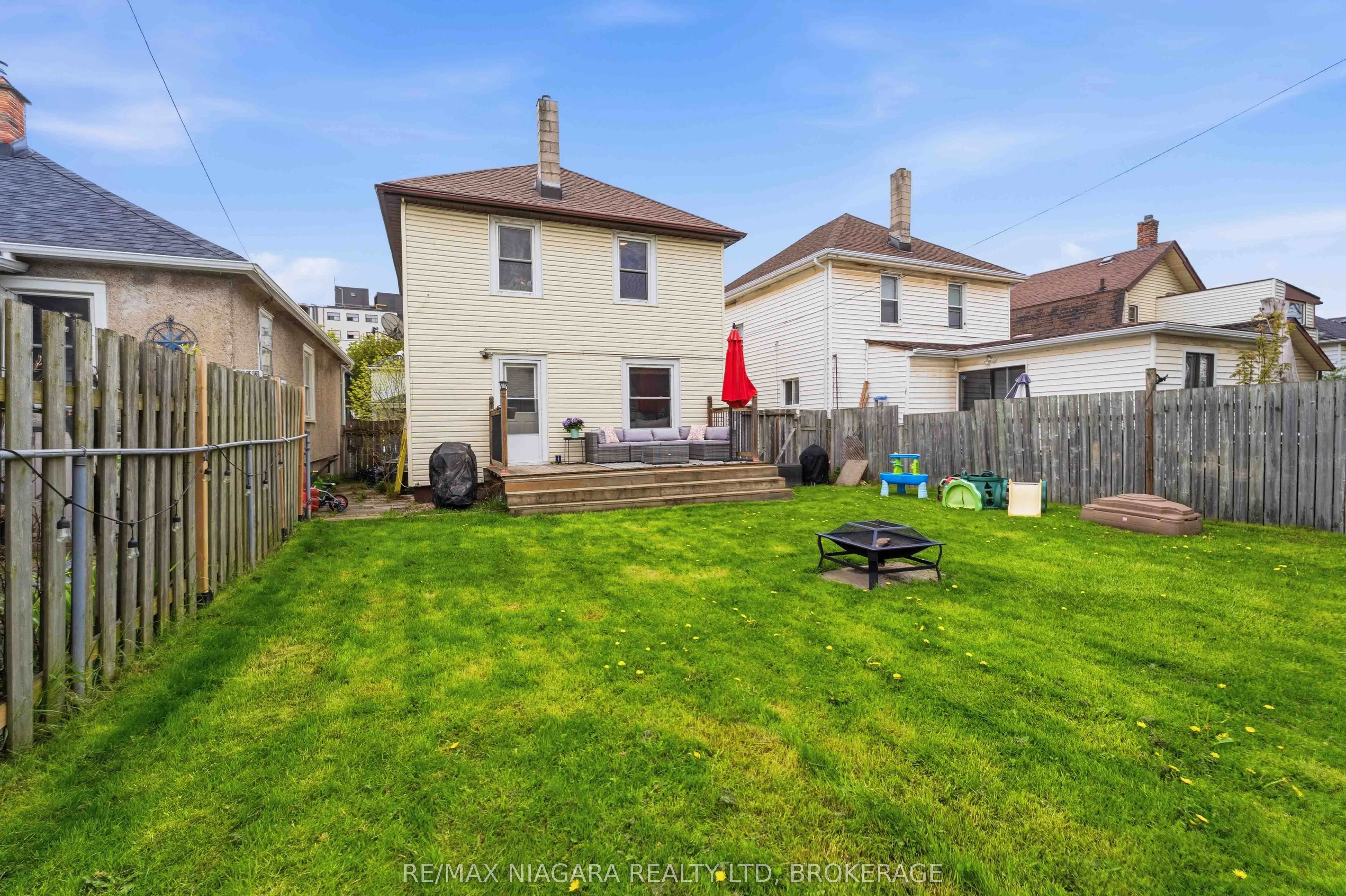 52 Berryman Avenue