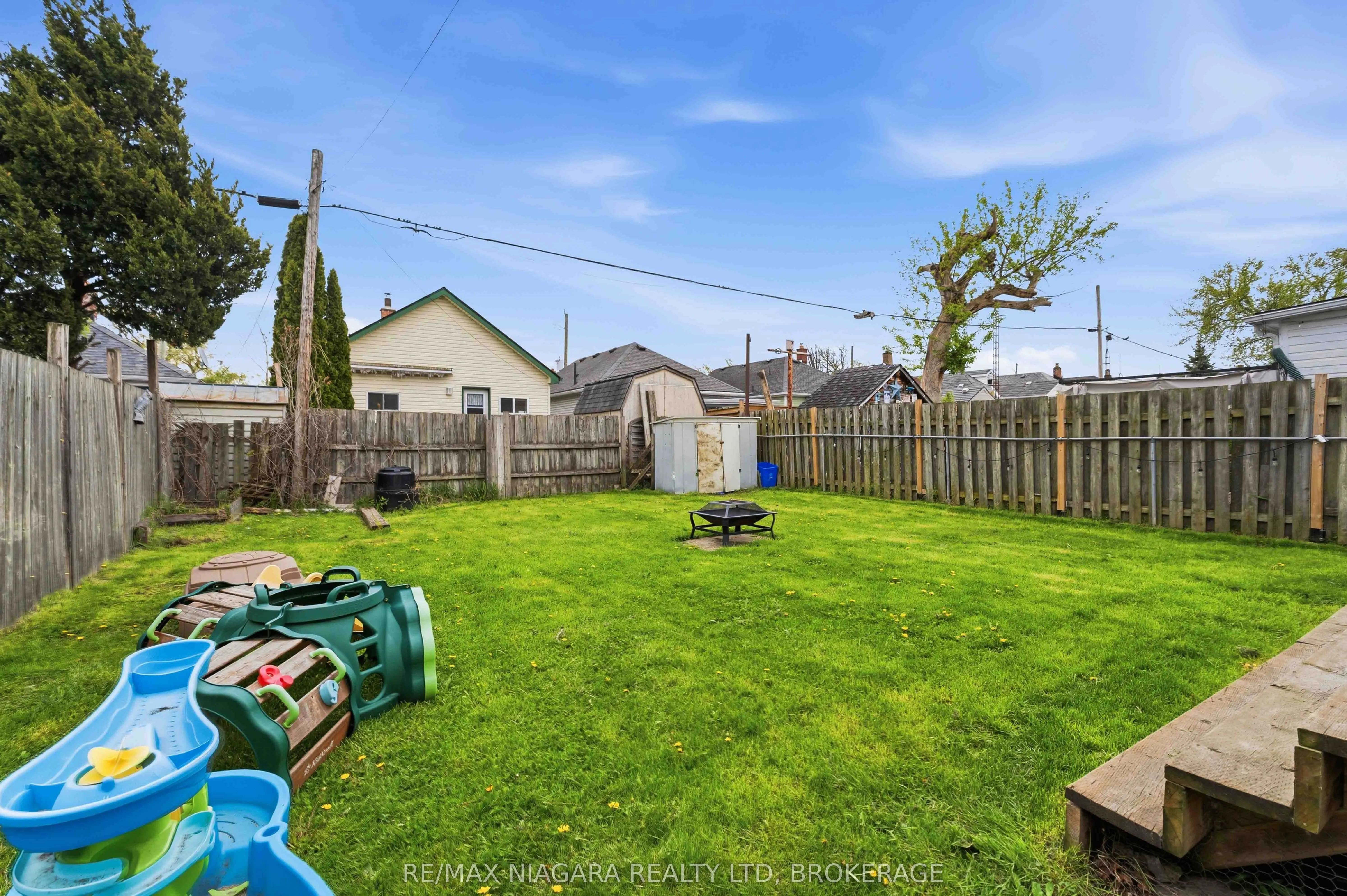 52 Berryman Avenue