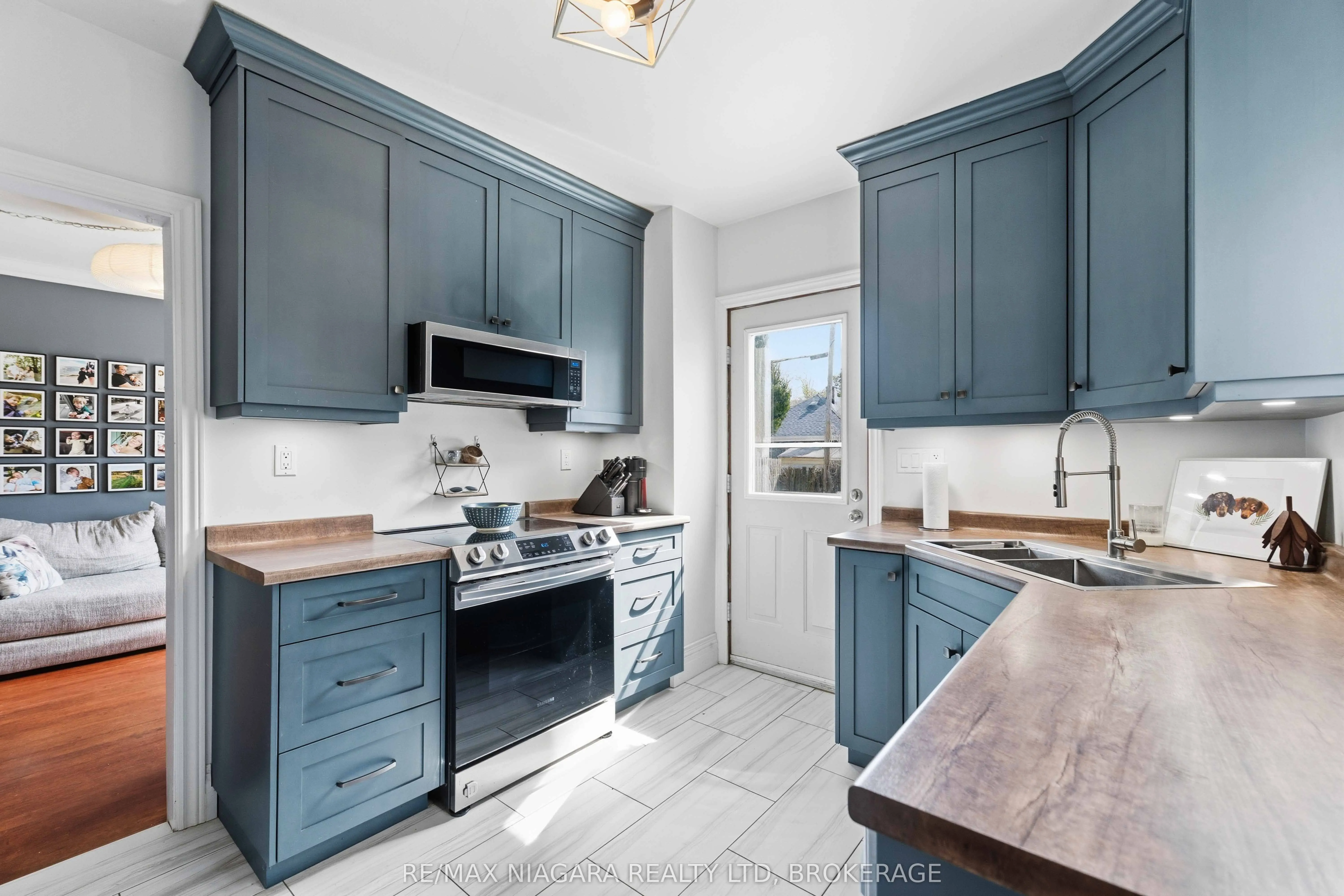 52 Berryman Avenue