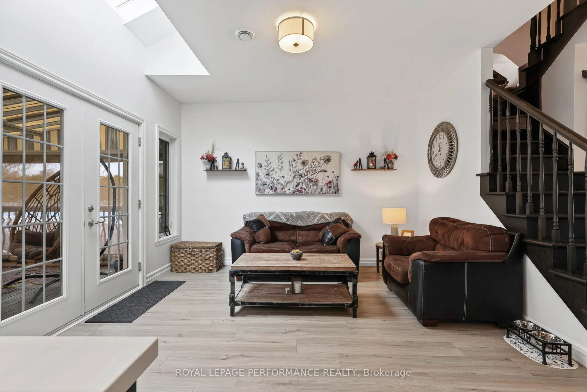 6218 Shannon Lane