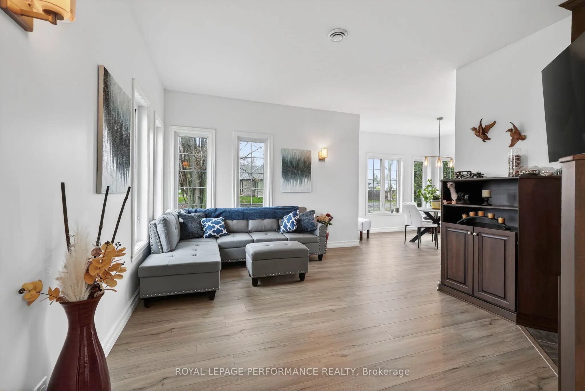 6218 Shannon Lane
