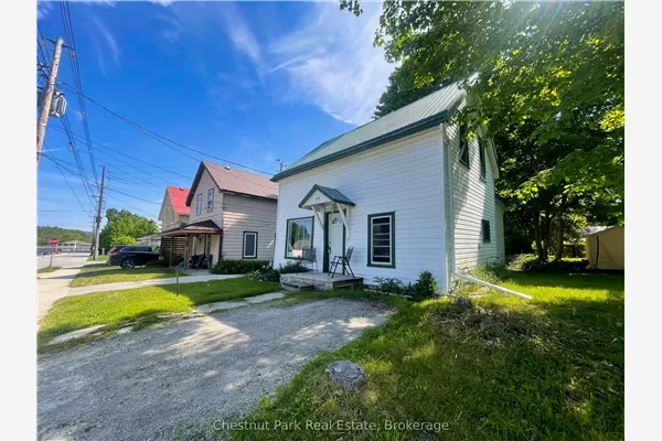 529 Claude Street