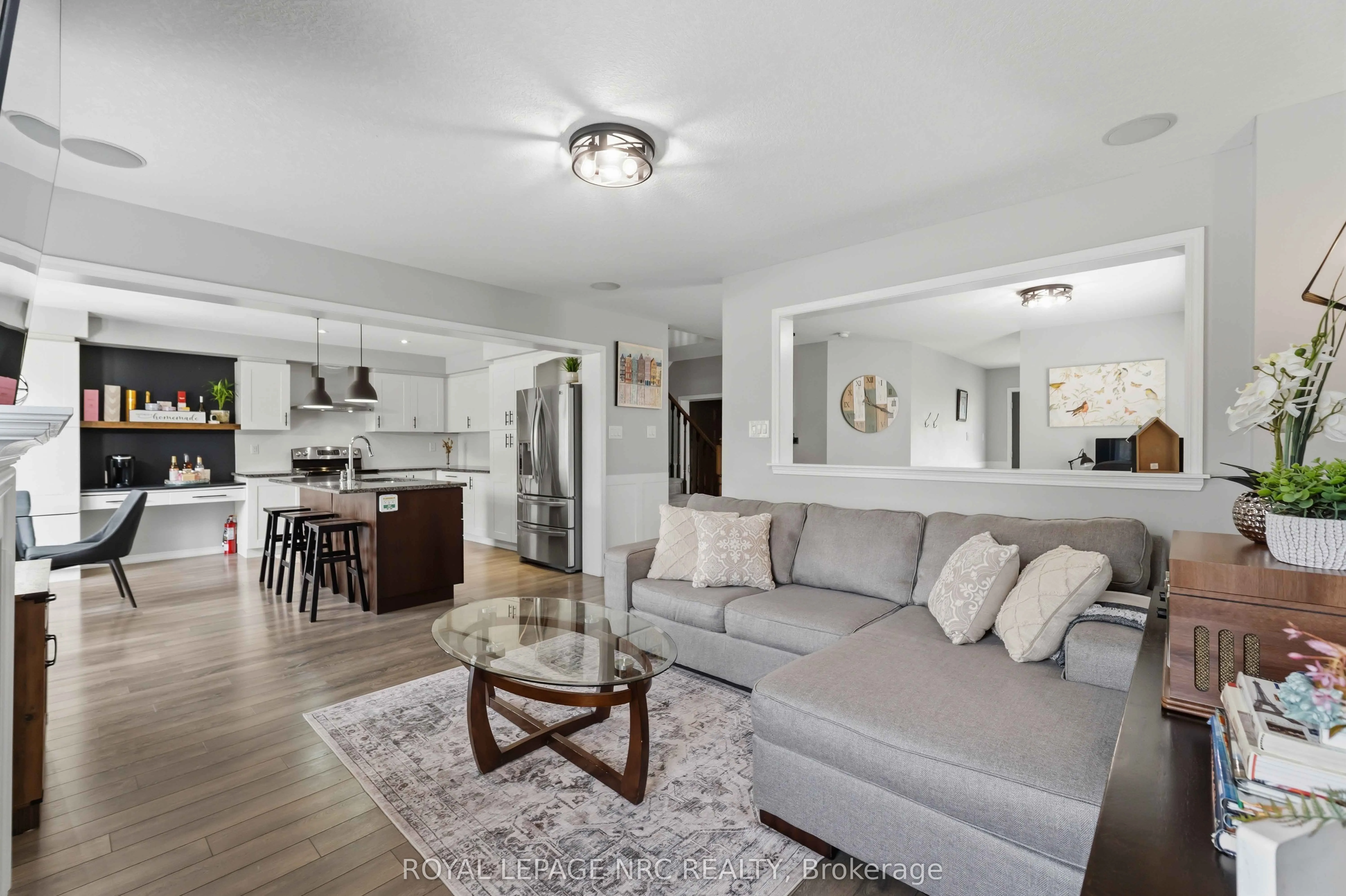 8769 Dogwood Crescent