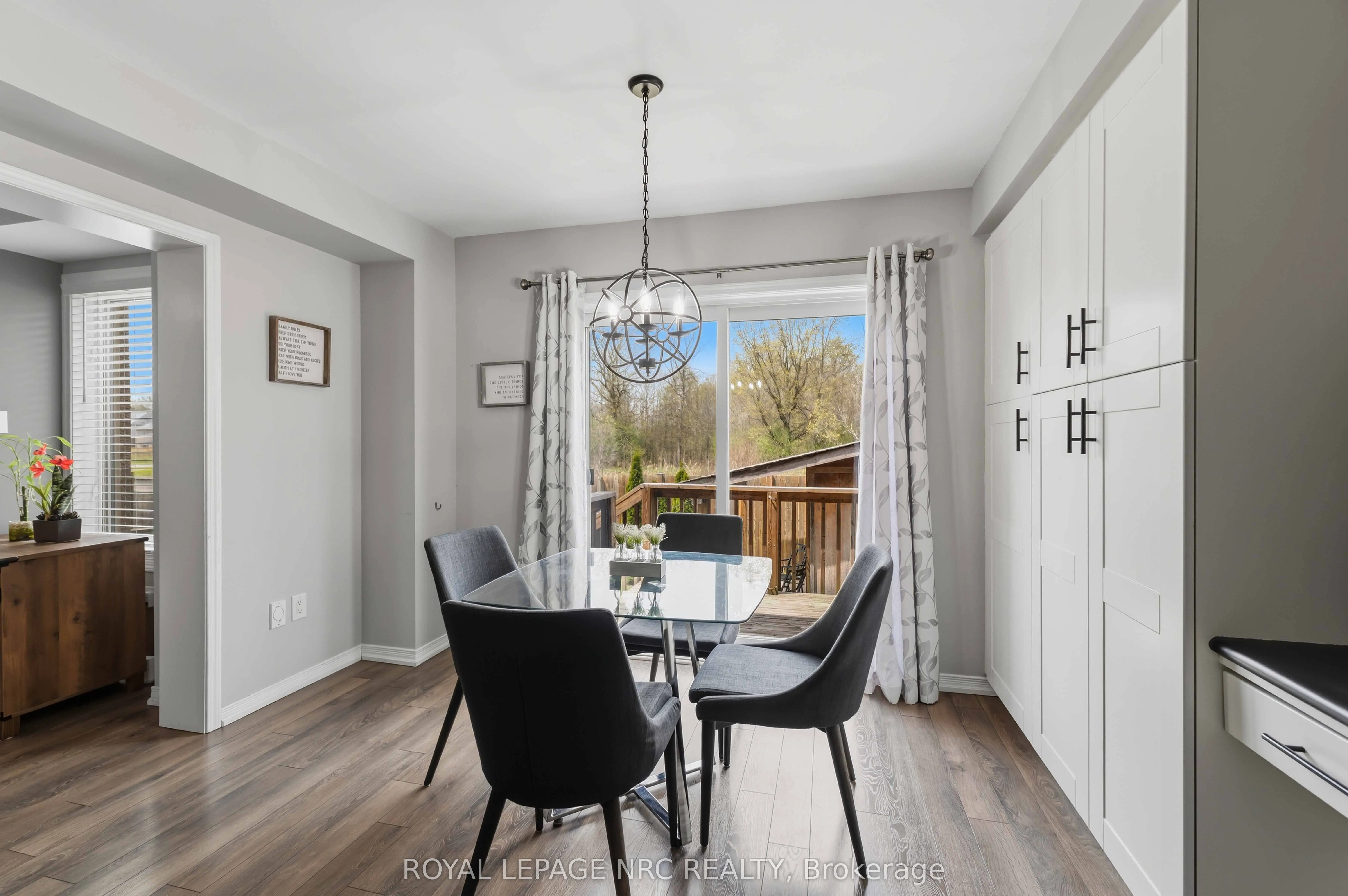 8769 Dogwood Crescent
