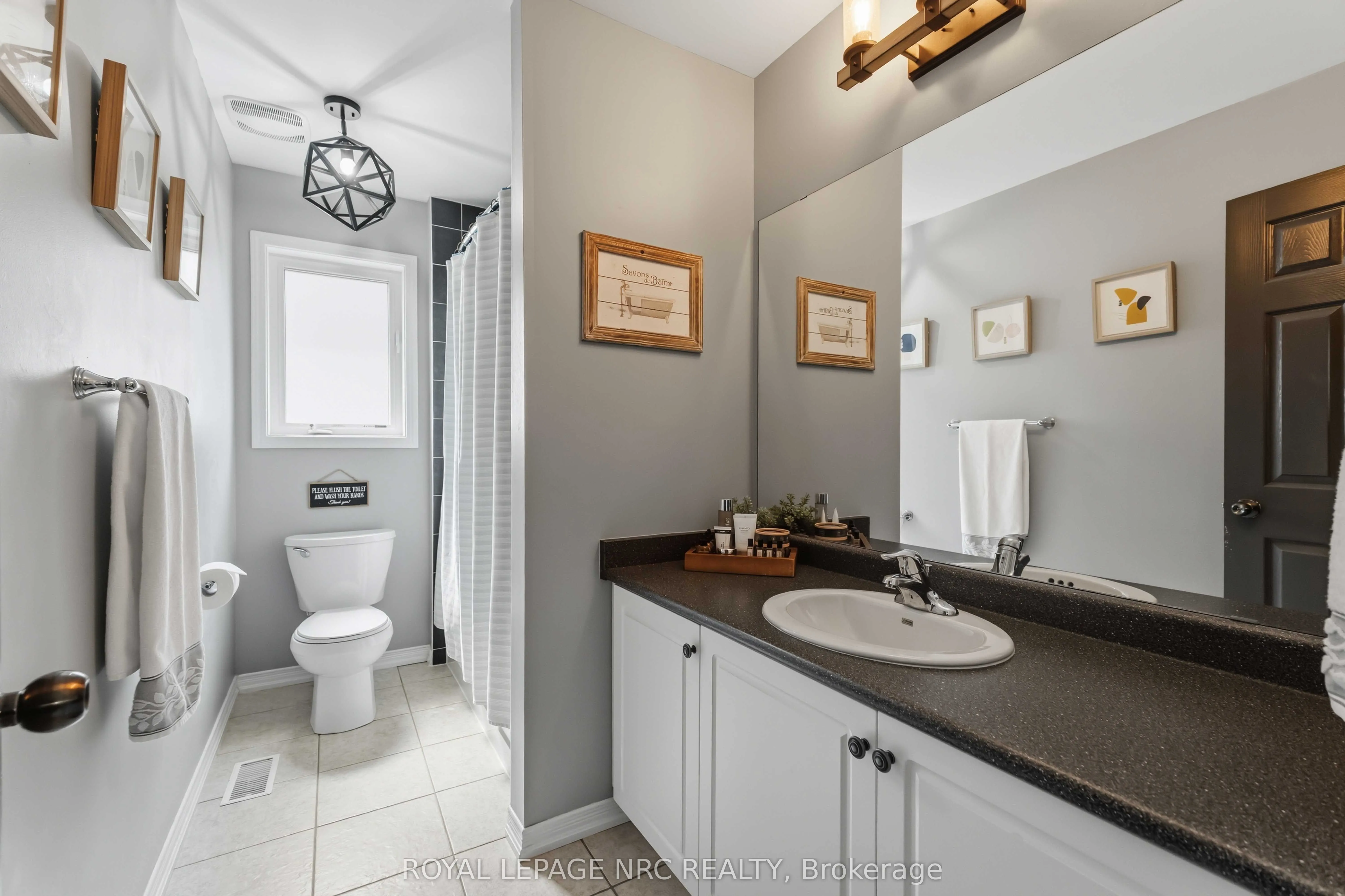 8769 Dogwood Crescent