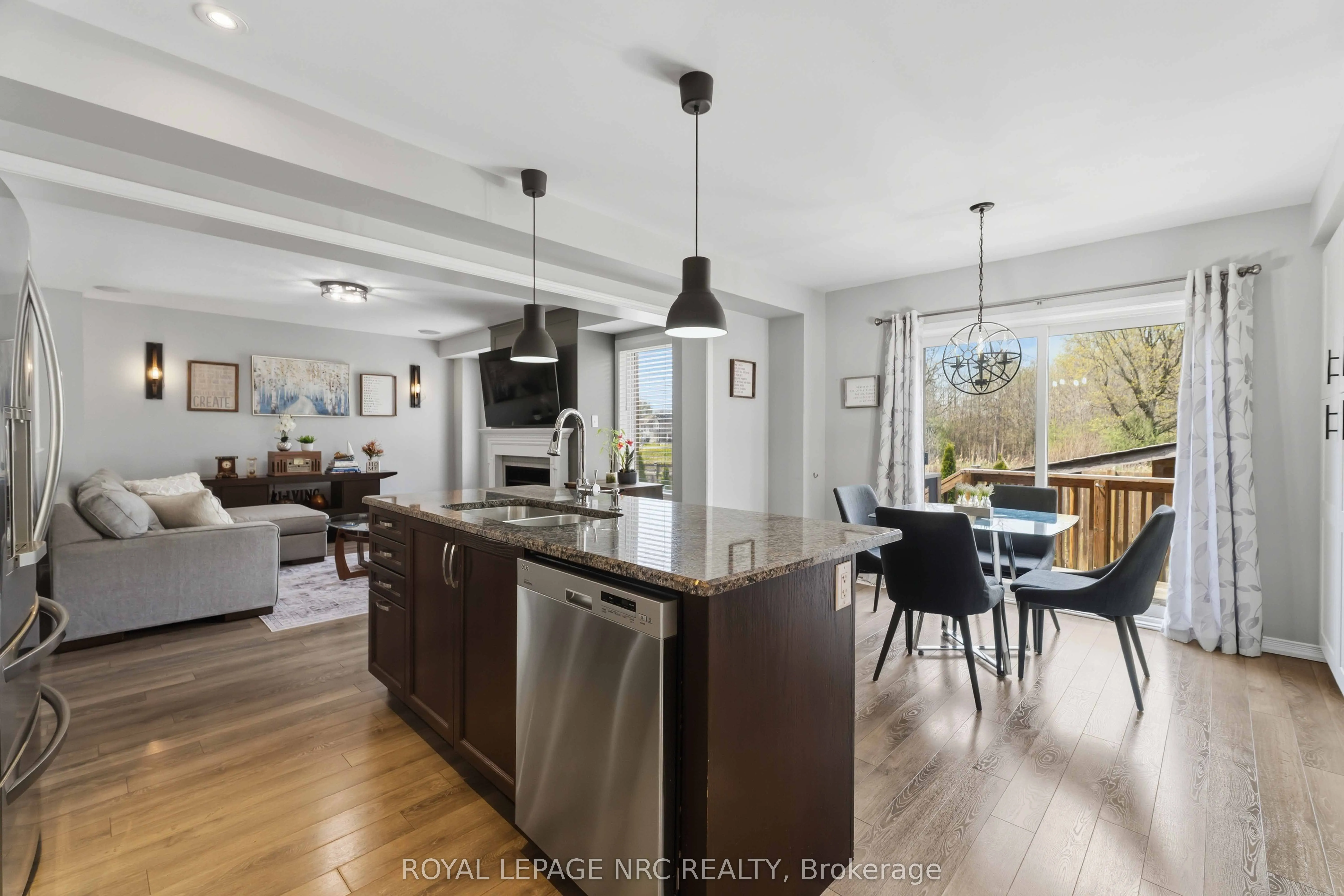 8769 Dogwood Crescent