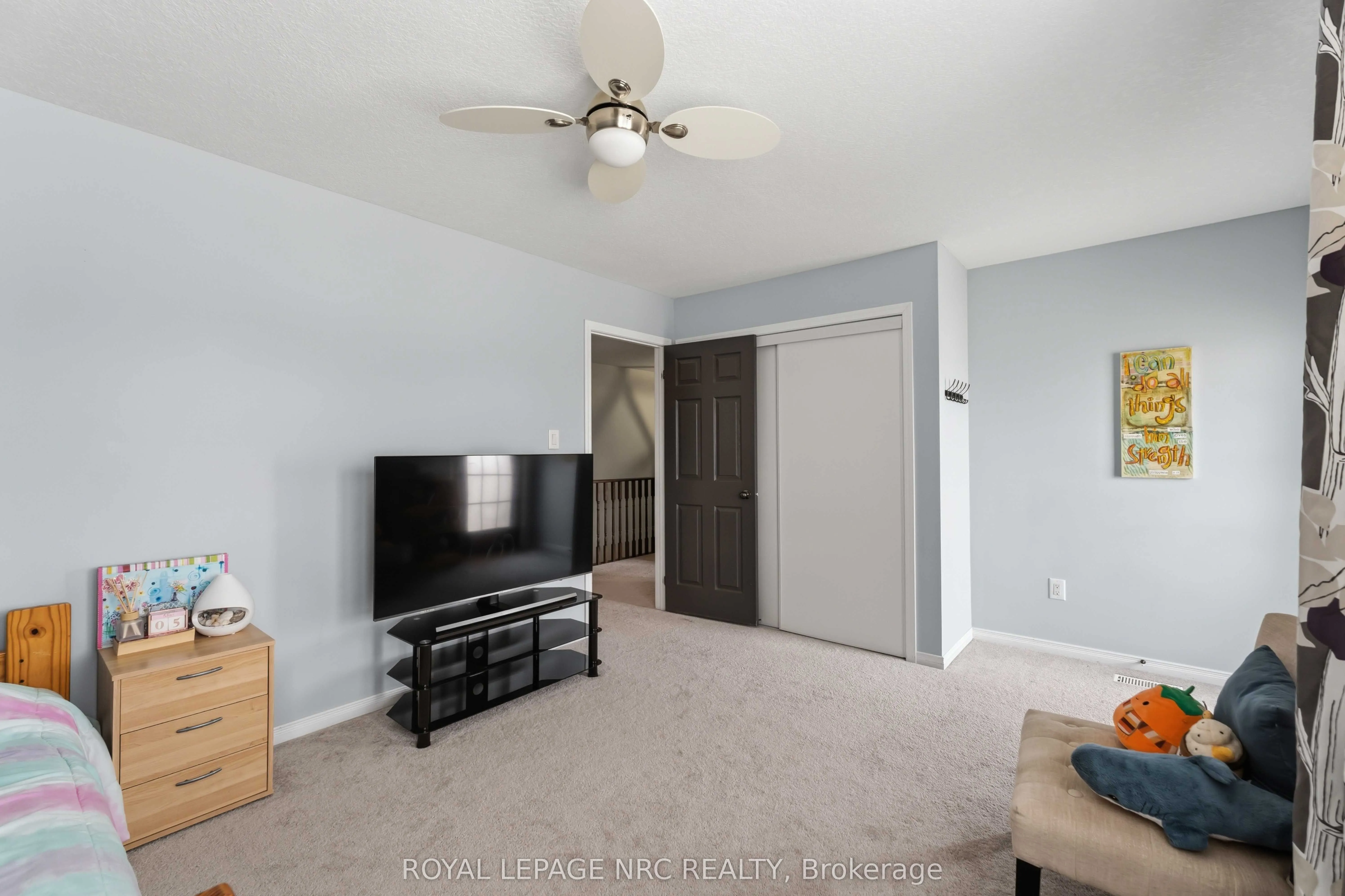 8769 Dogwood Crescent