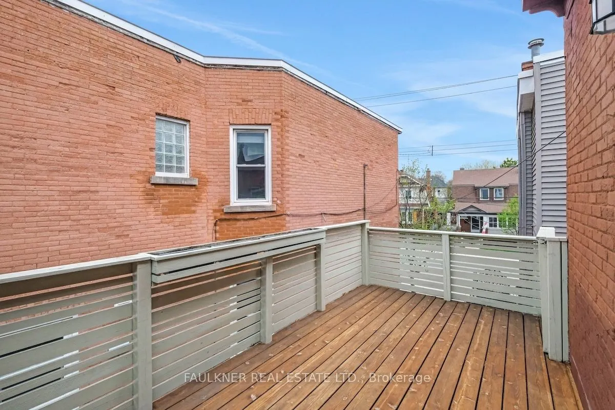 136 Concord Street S