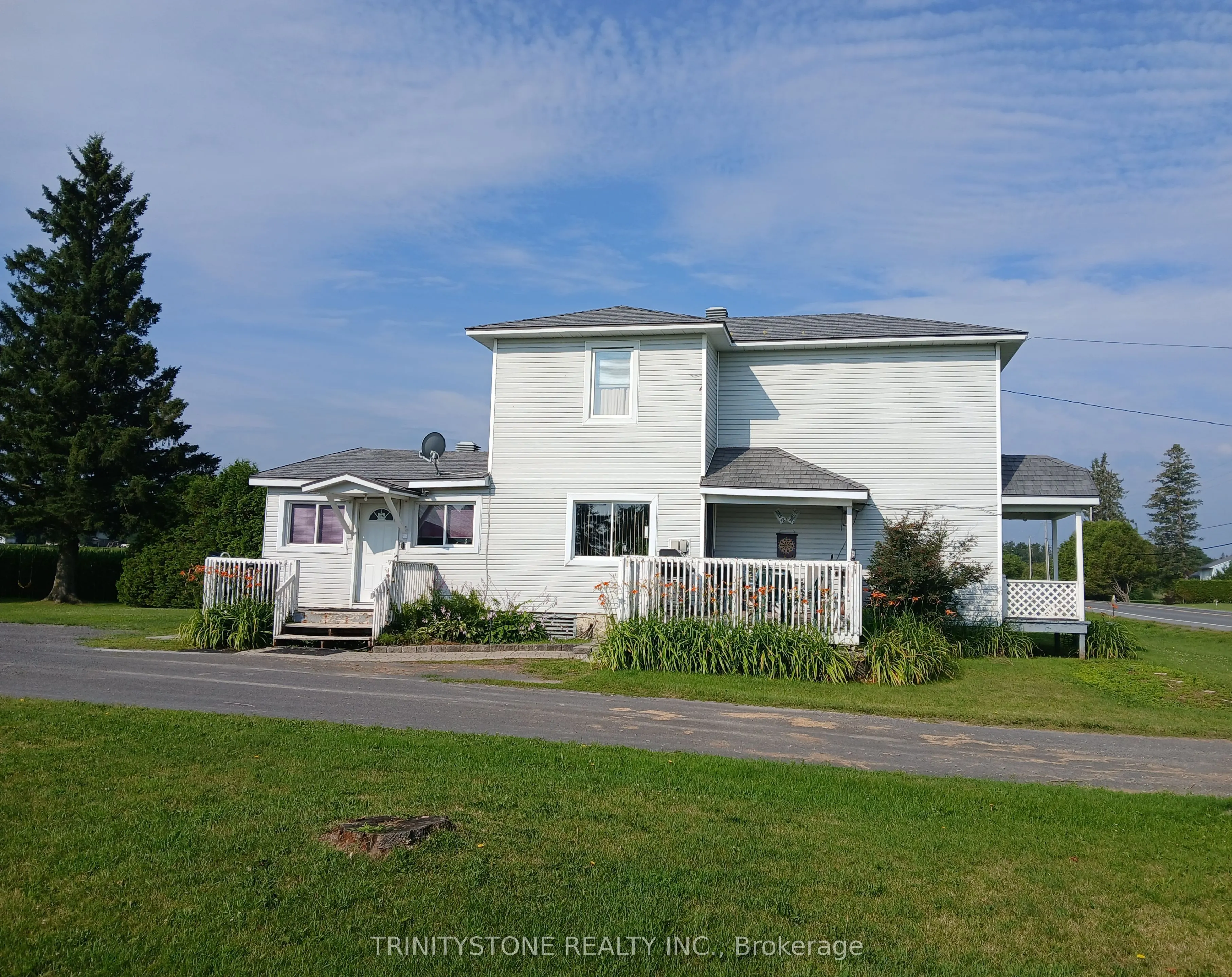 662 Lacroix Road