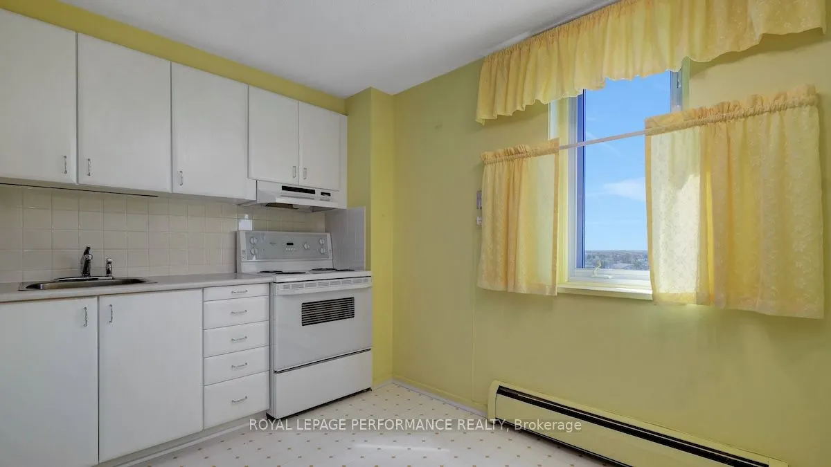 915 Elmsmere Road #903