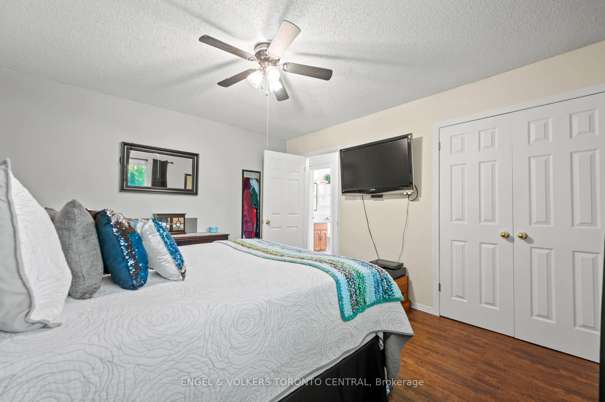 31 Mulberry Lane