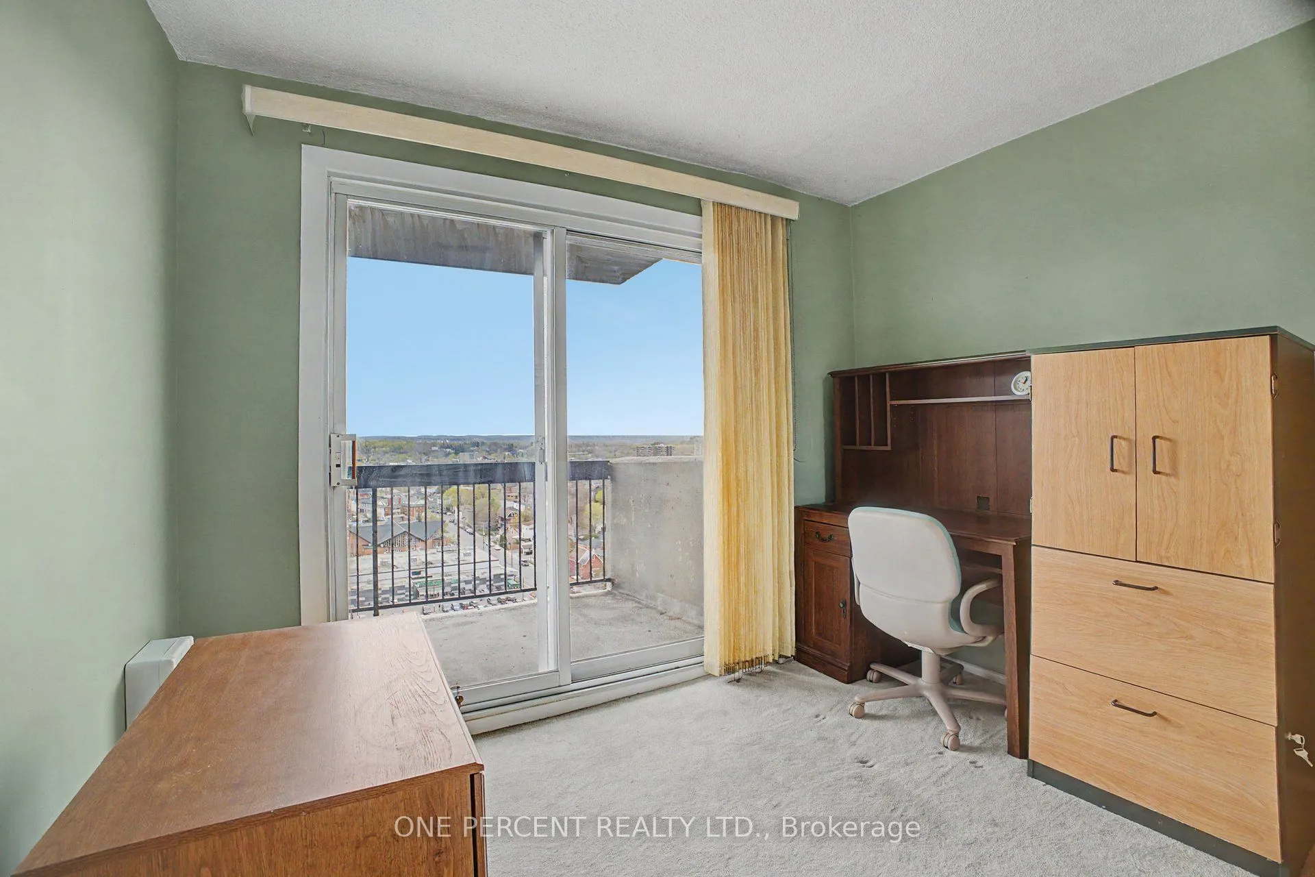 158B McArthur Avenue #1807
