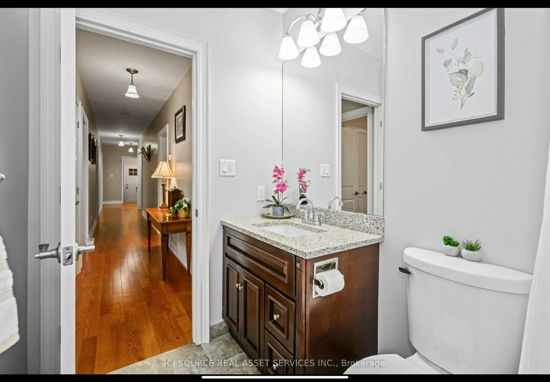 880 Edgemere Road