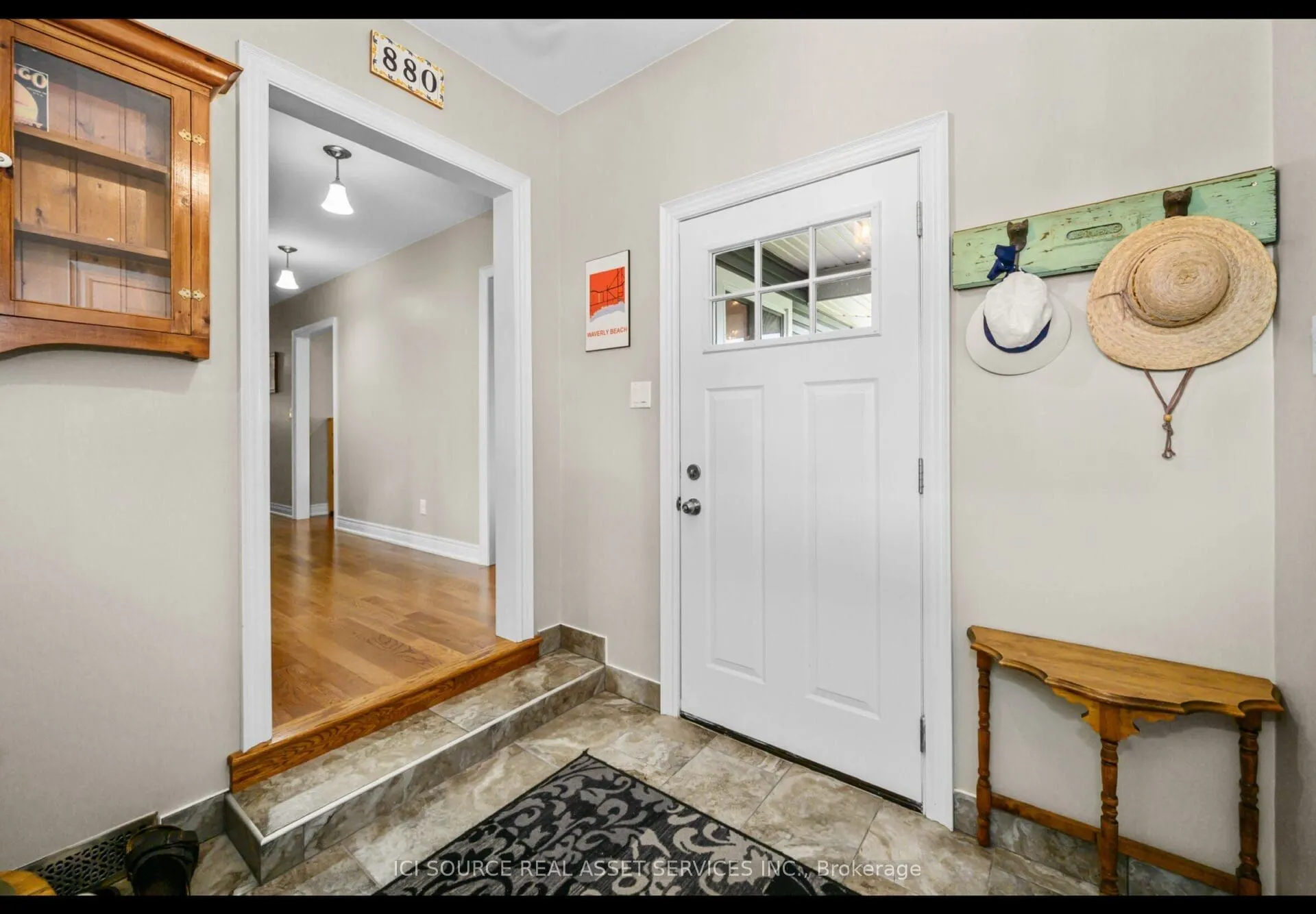 880 Edgemere Road