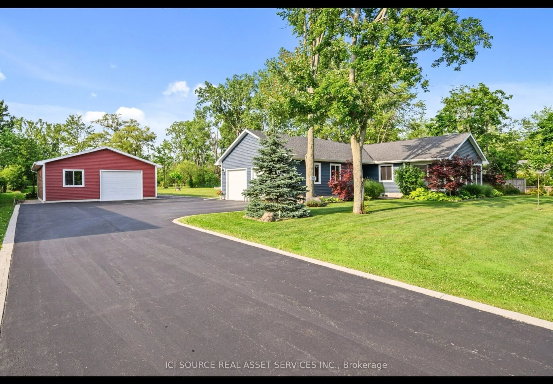 880 Edgemere Road