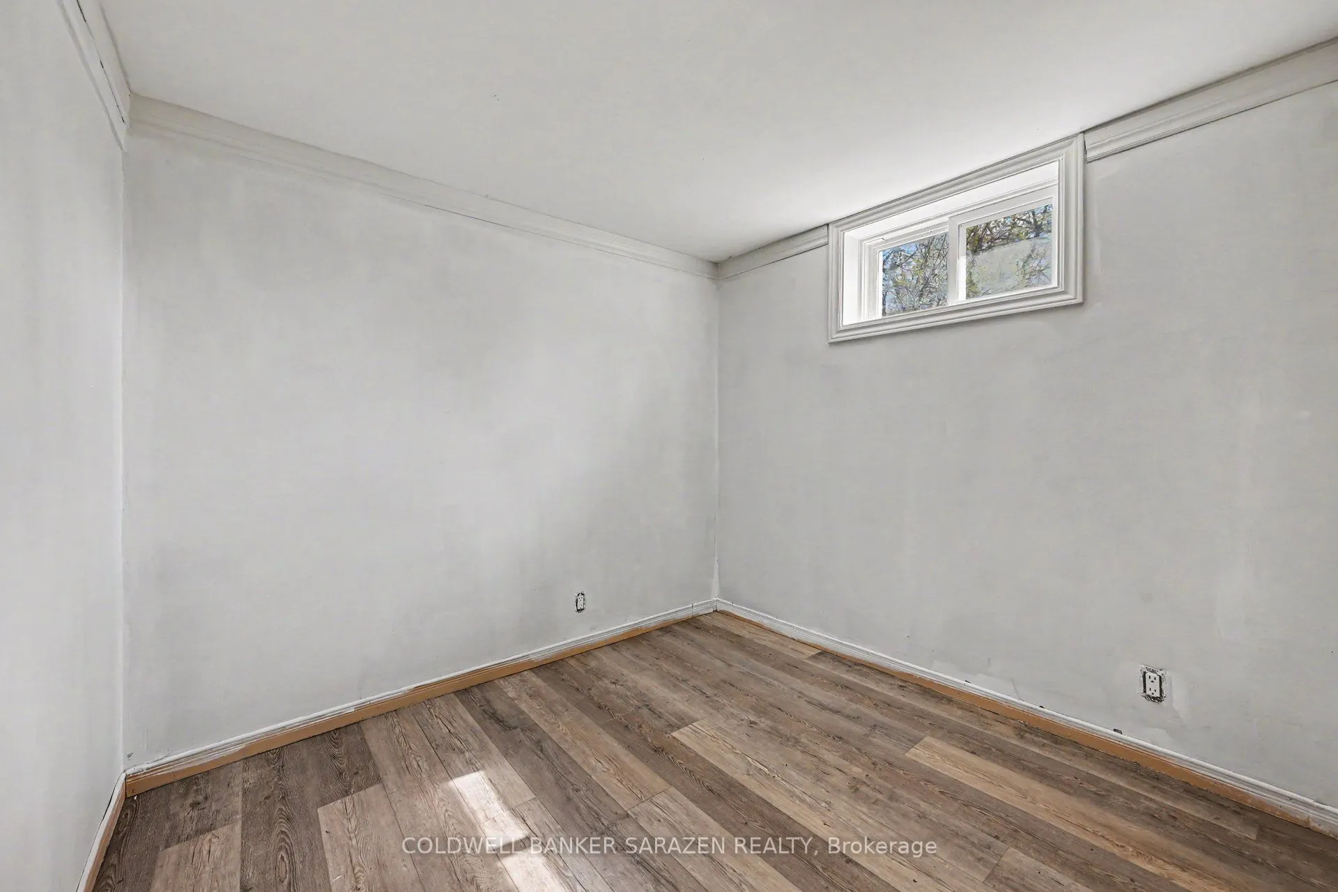 32 Phillips Street