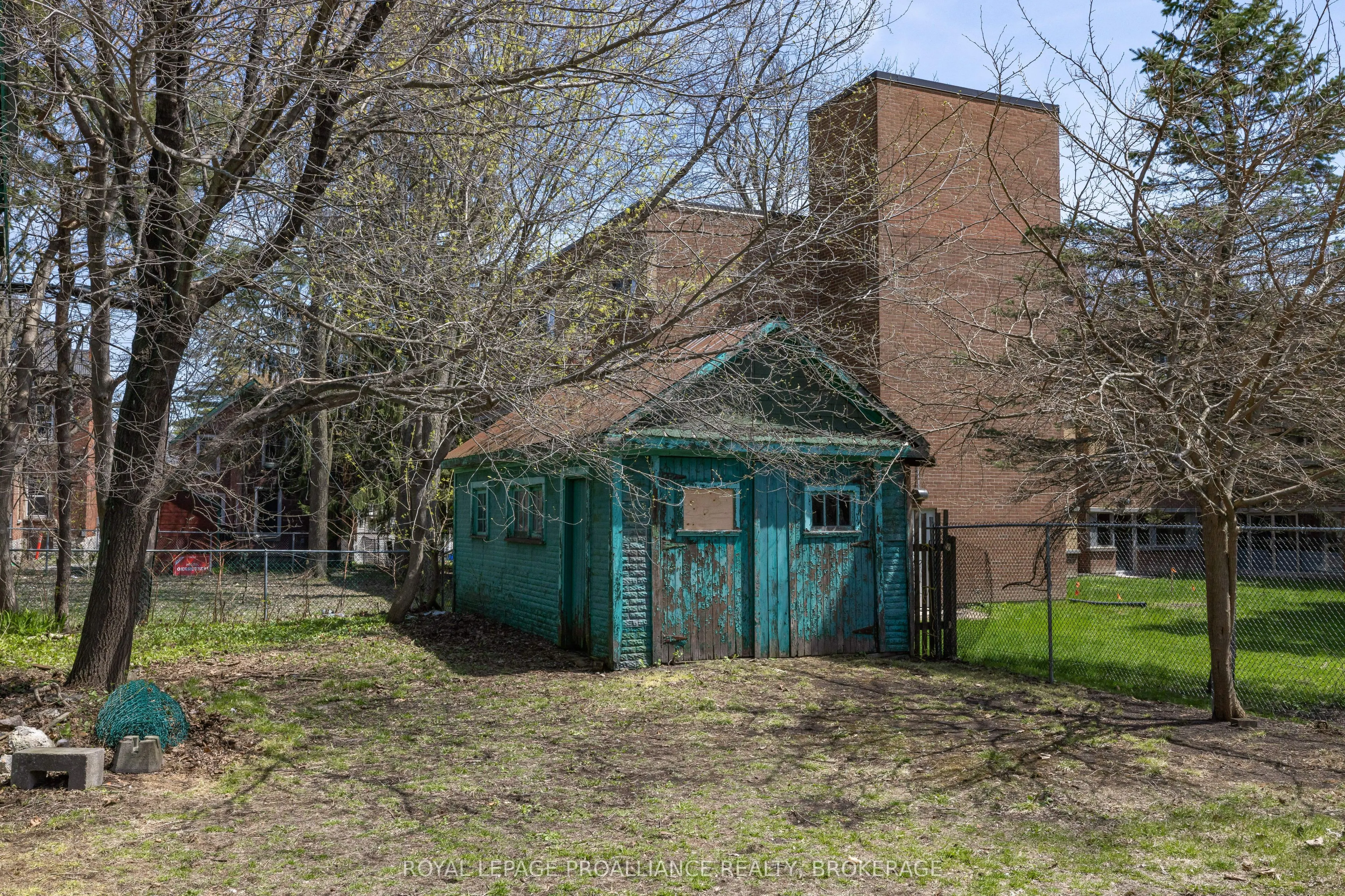 279 Frontenac Street