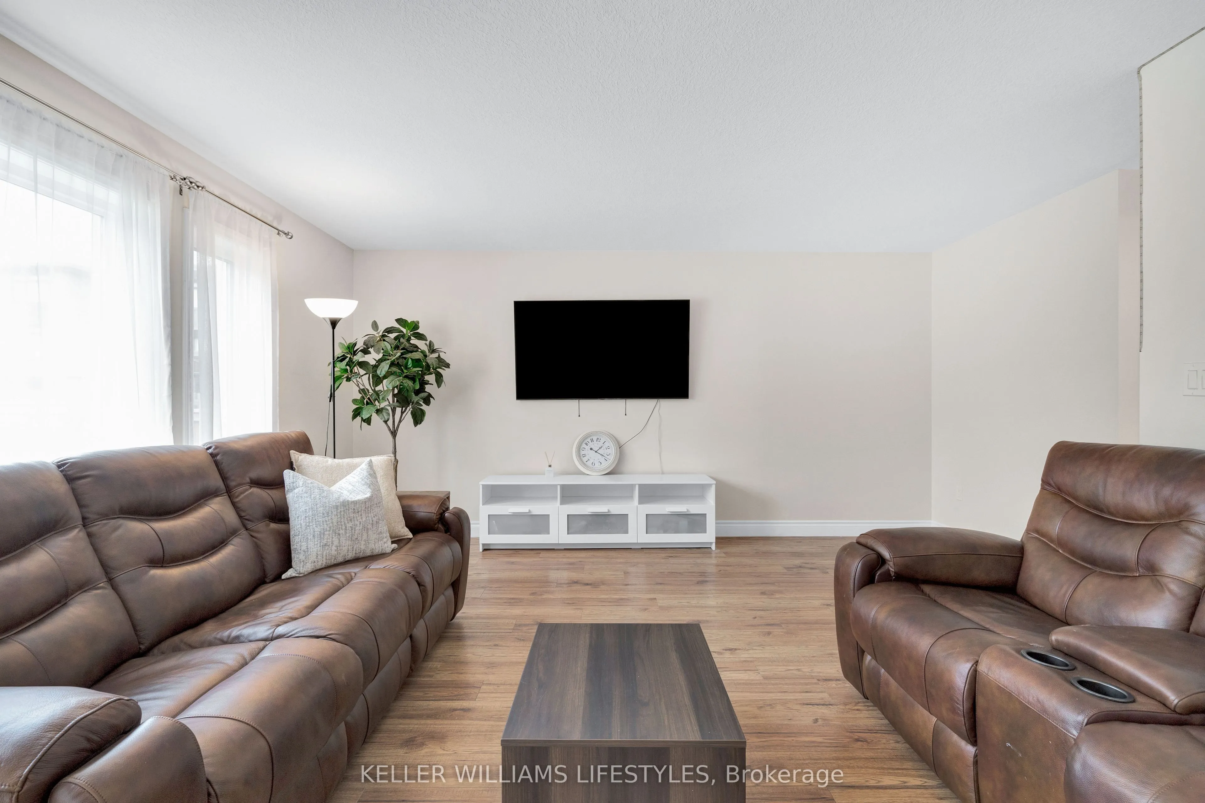 3270 Singleton Avenue #18