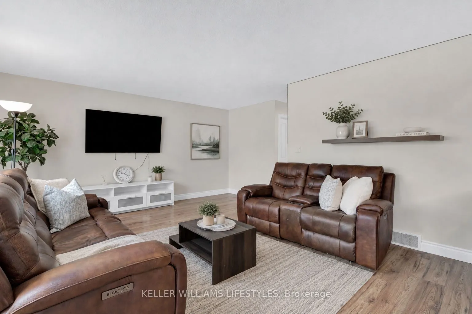 3270 Singleton Avenue #18