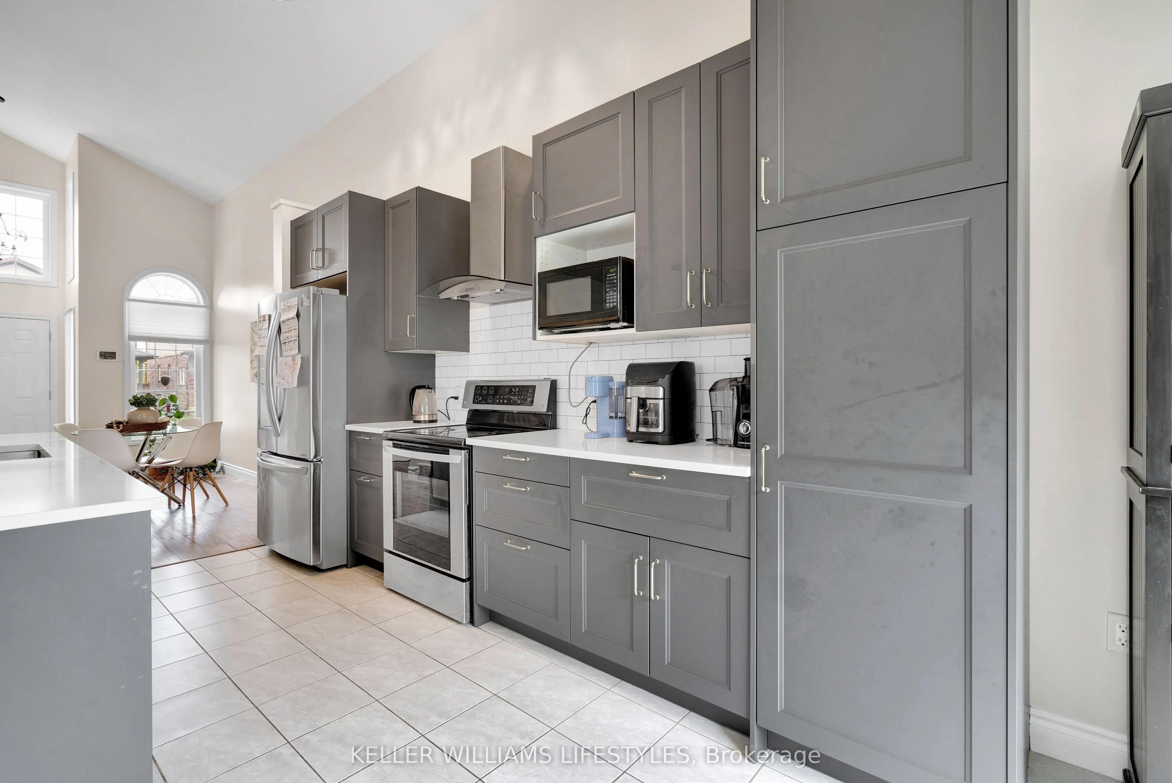 3270 Singleton Avenue #18