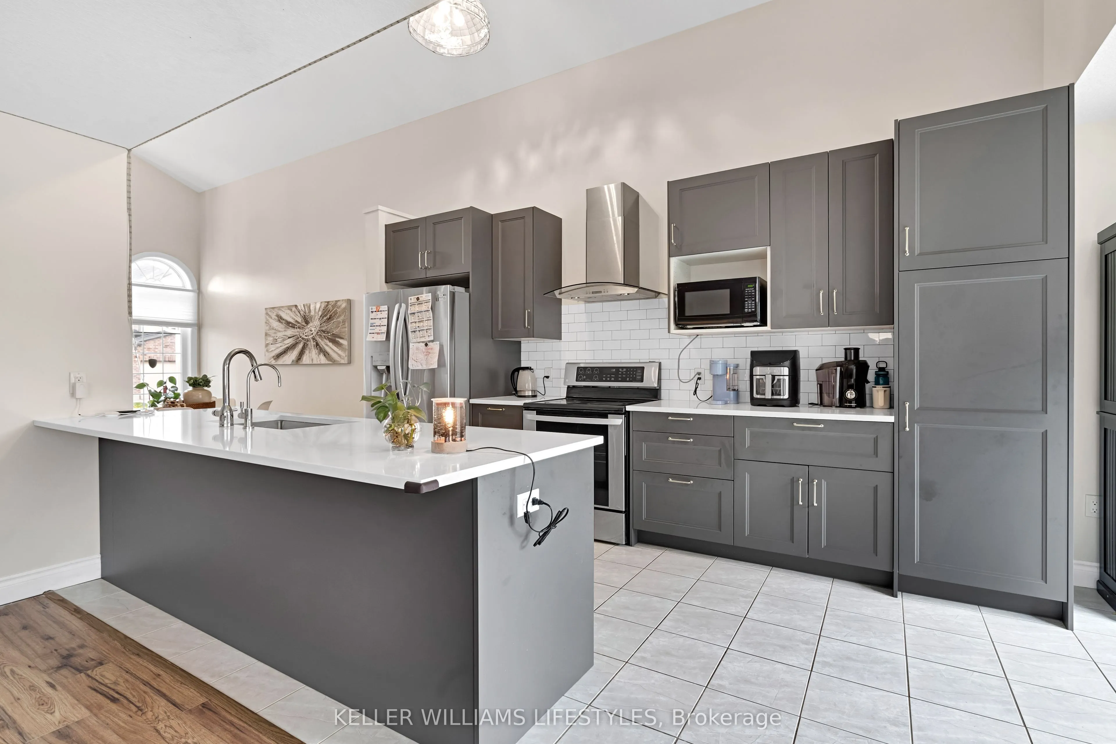 3270 Singleton Avenue #18