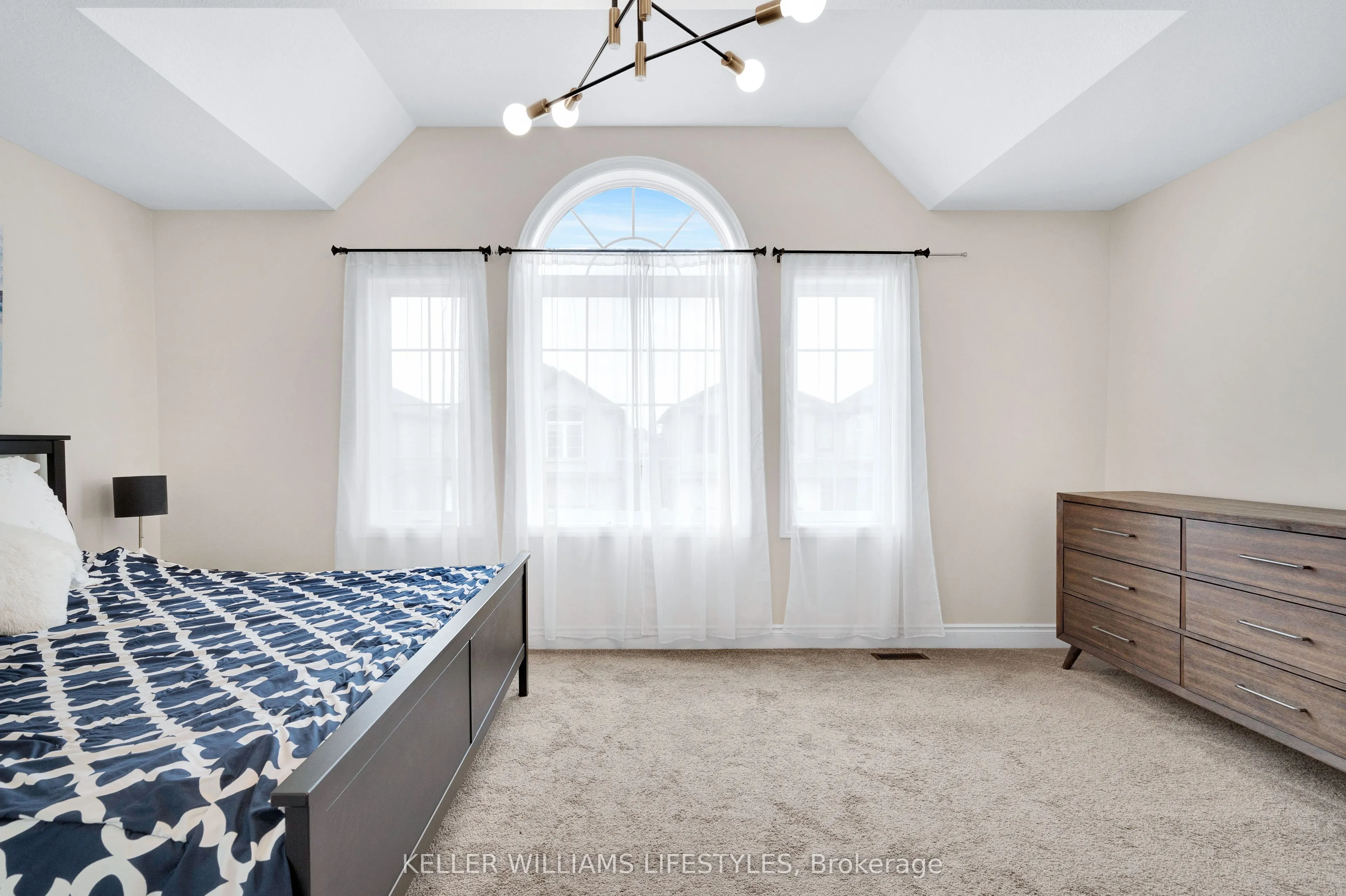 3270 Singleton Avenue #18