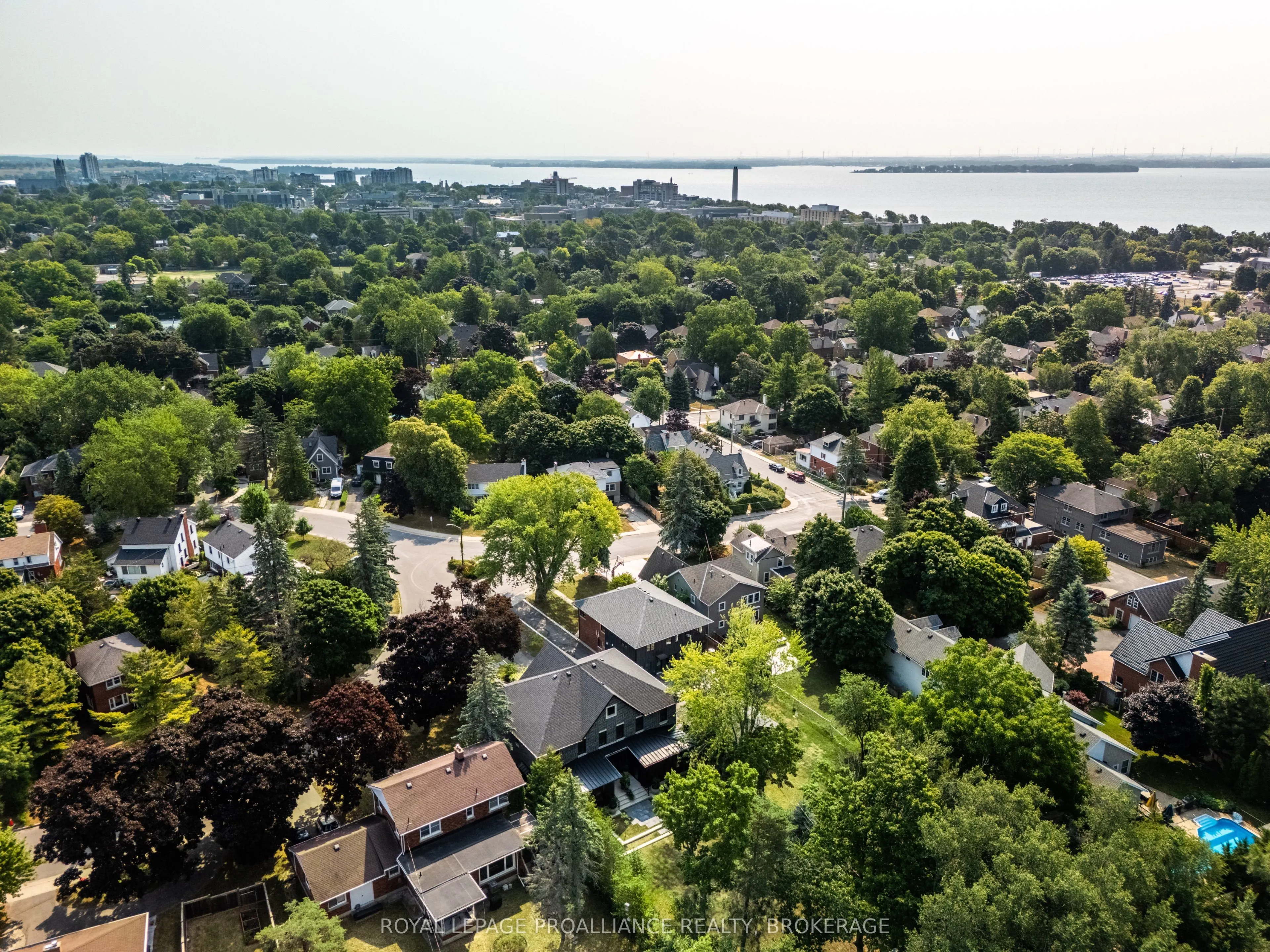 124 Churchill Crescent