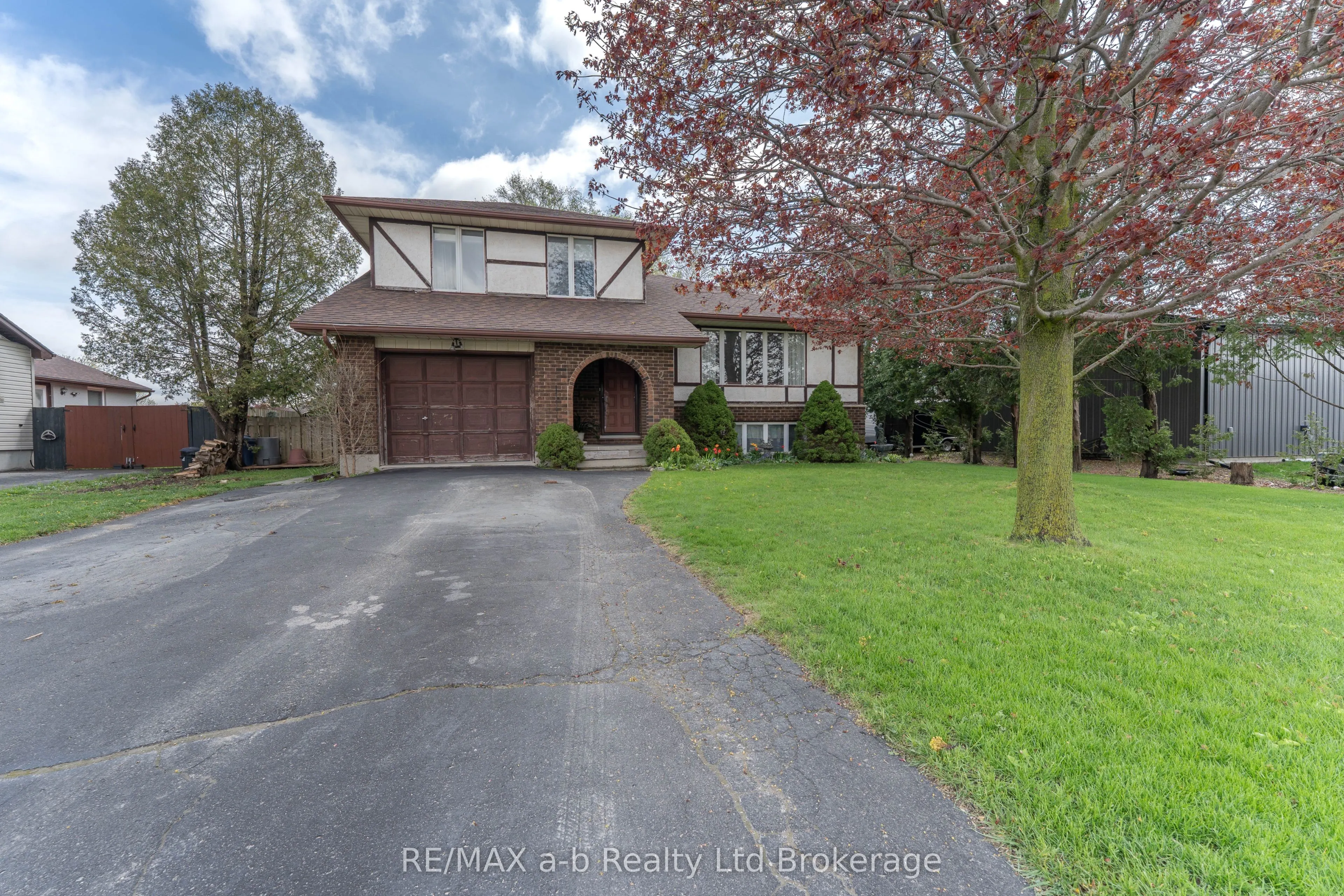 2 Cranberry Road
