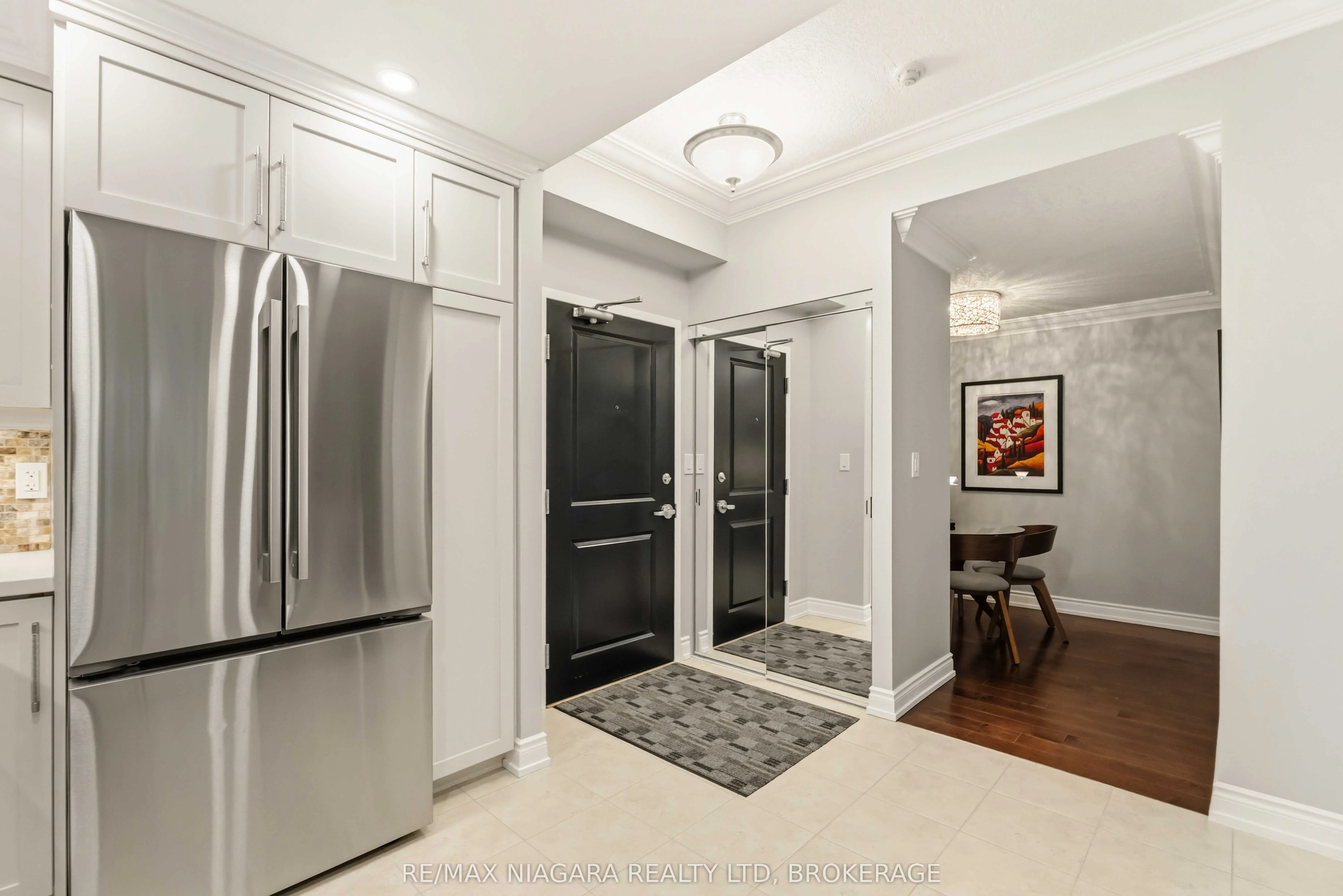 125 Wilson Street W #107