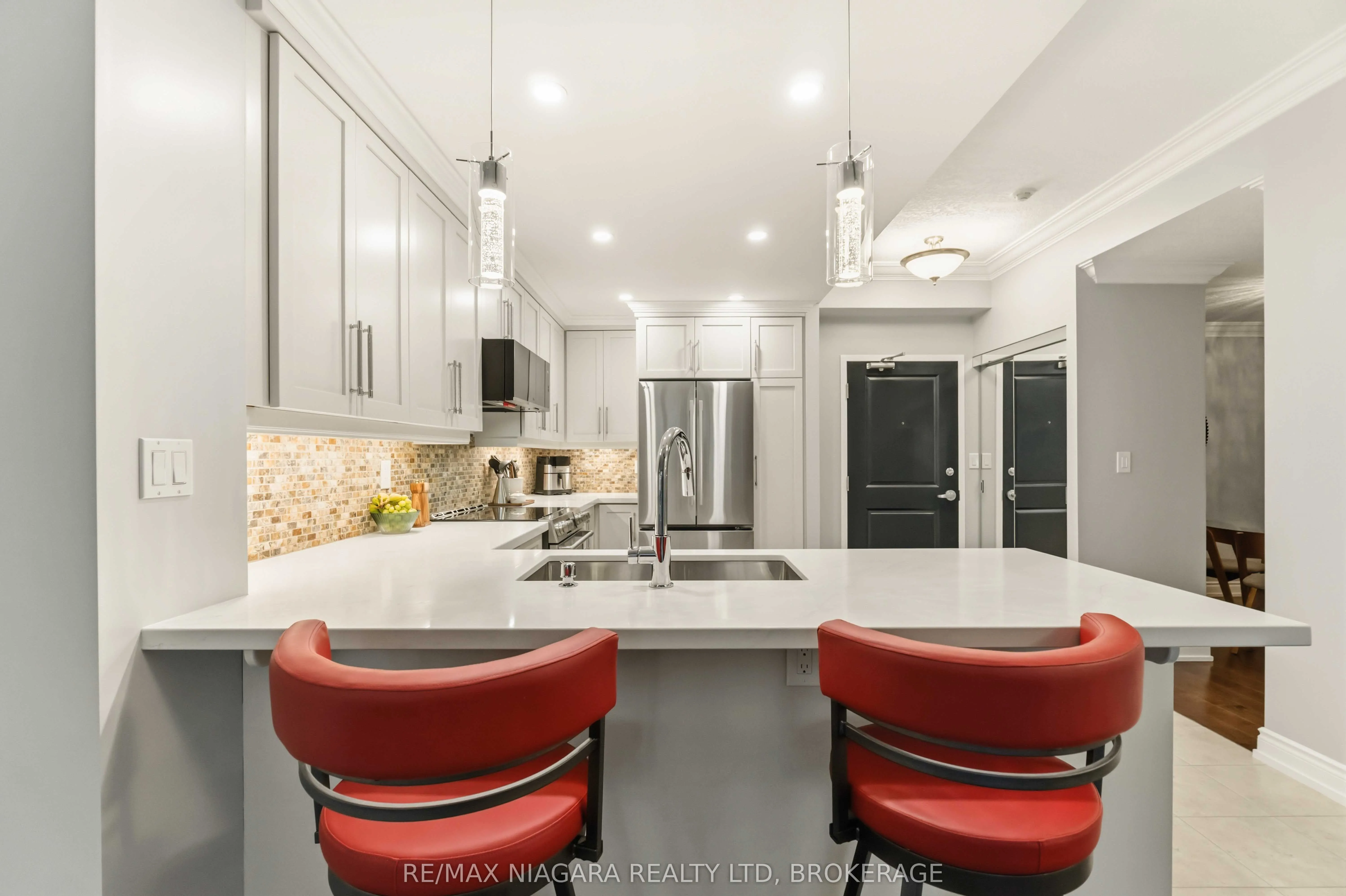 125 Wilson Street W #107