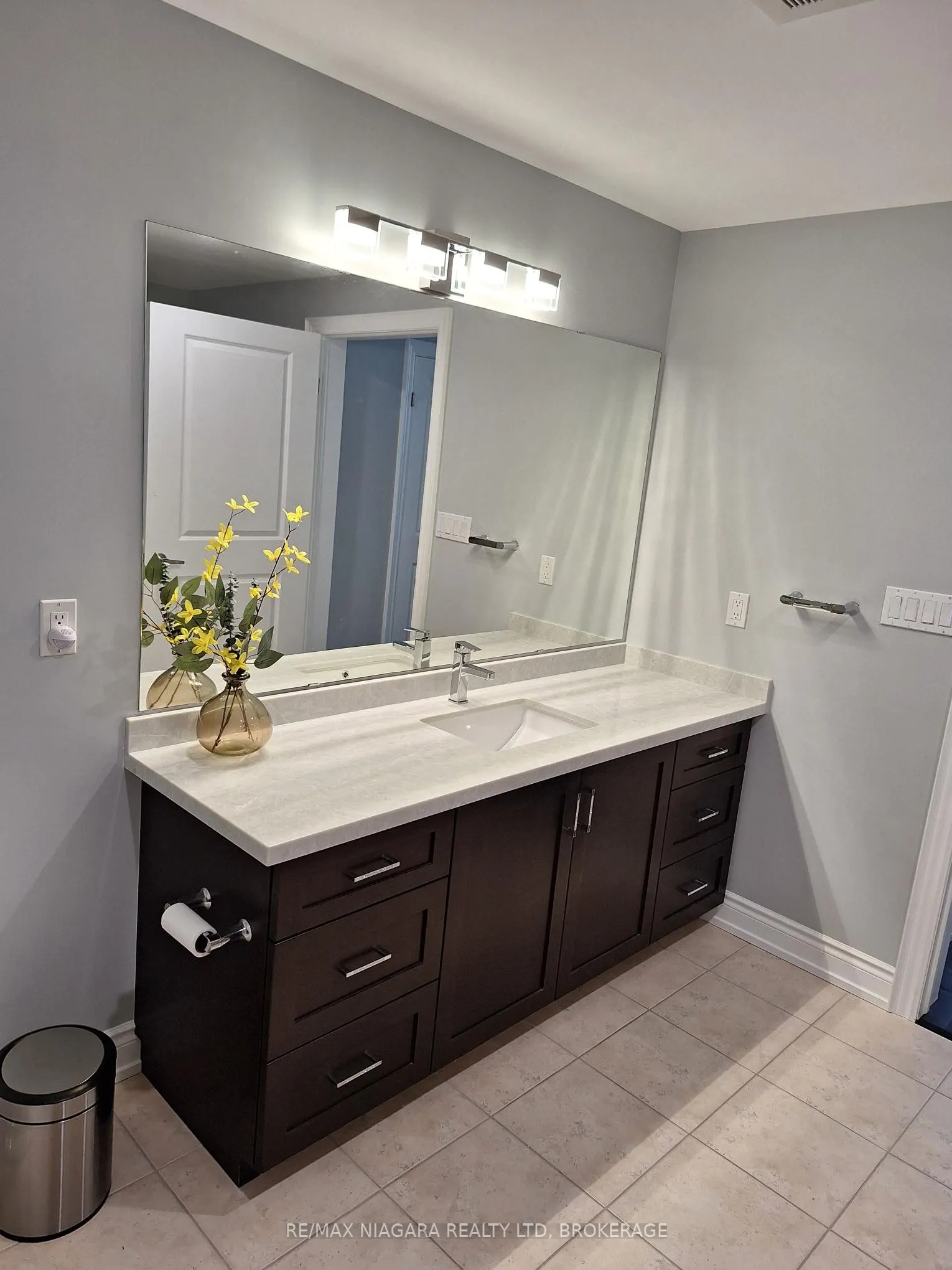 125 Wilson Street W #107