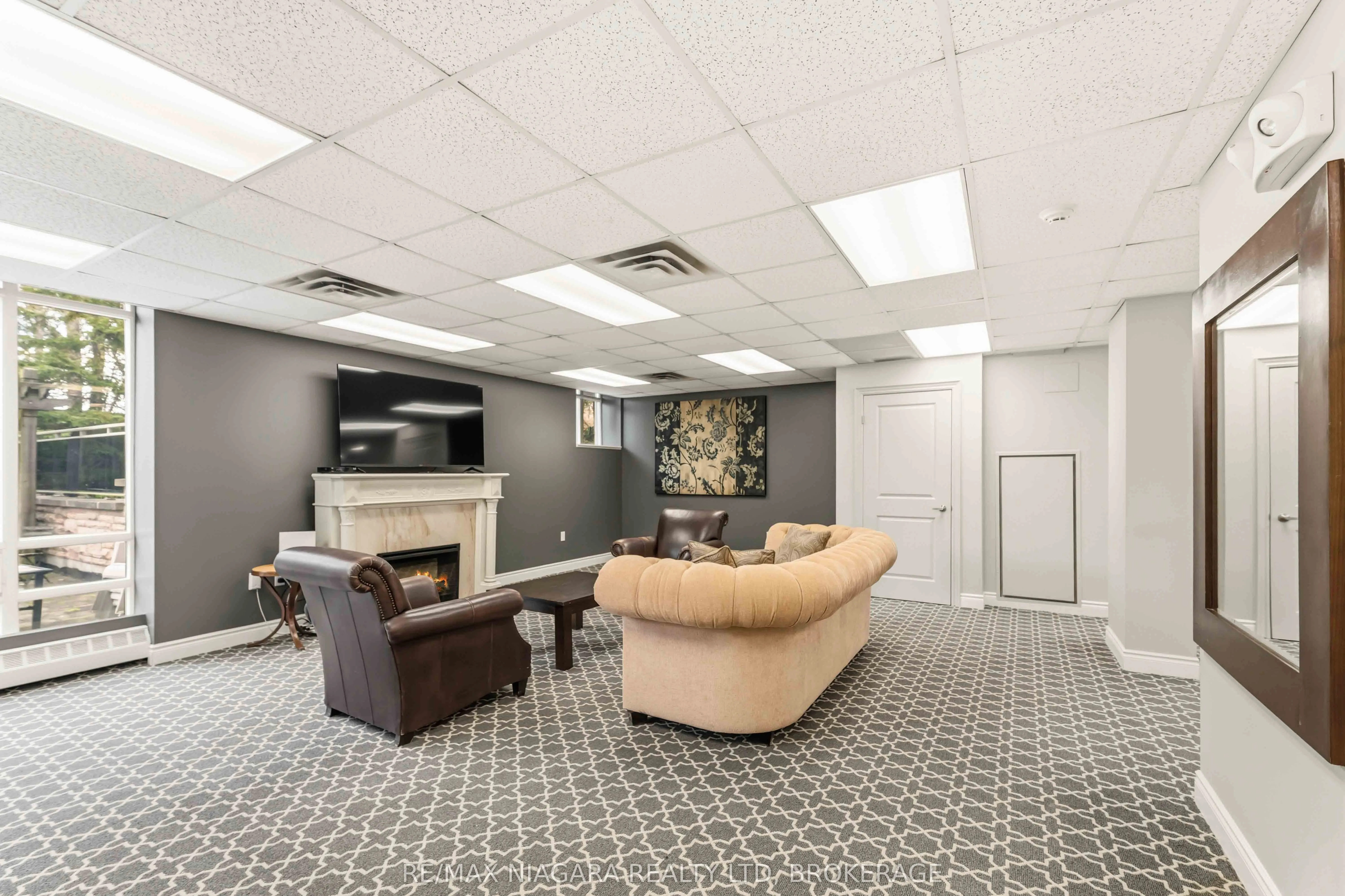 125 Wilson Street W #107