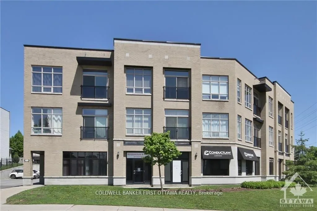 500 CLARIDGE Drive #205
