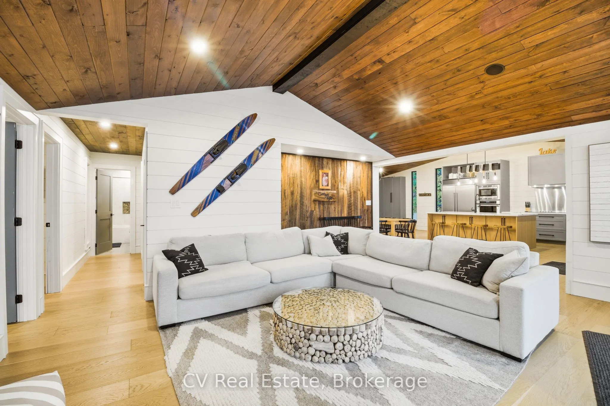 1069 White Eagle Road