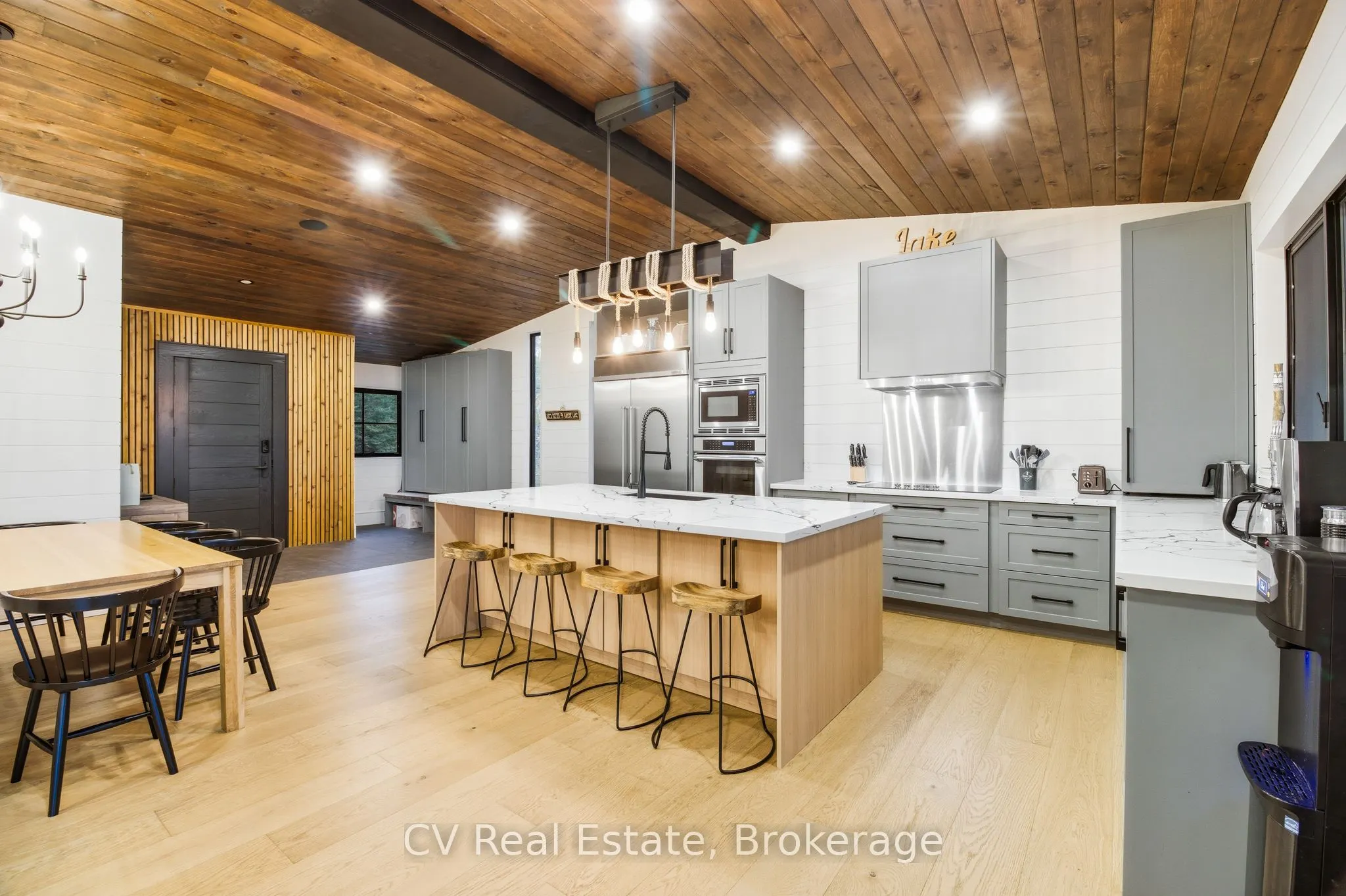 1069 White Eagle Road